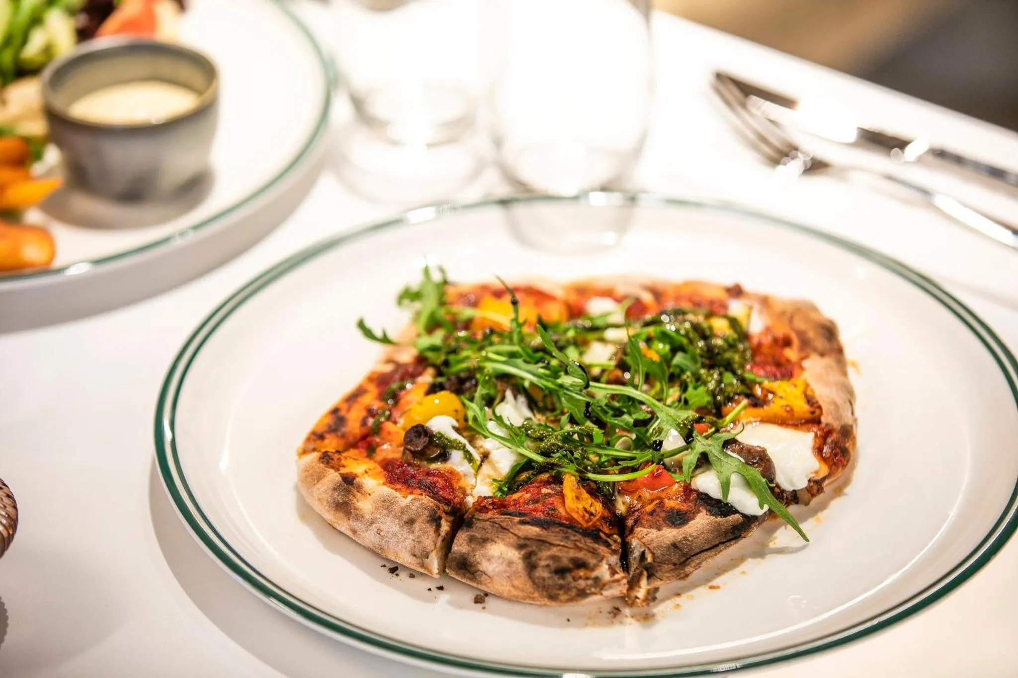 Restaurant/places to eat in Holiday Inn Dandenong by IHG