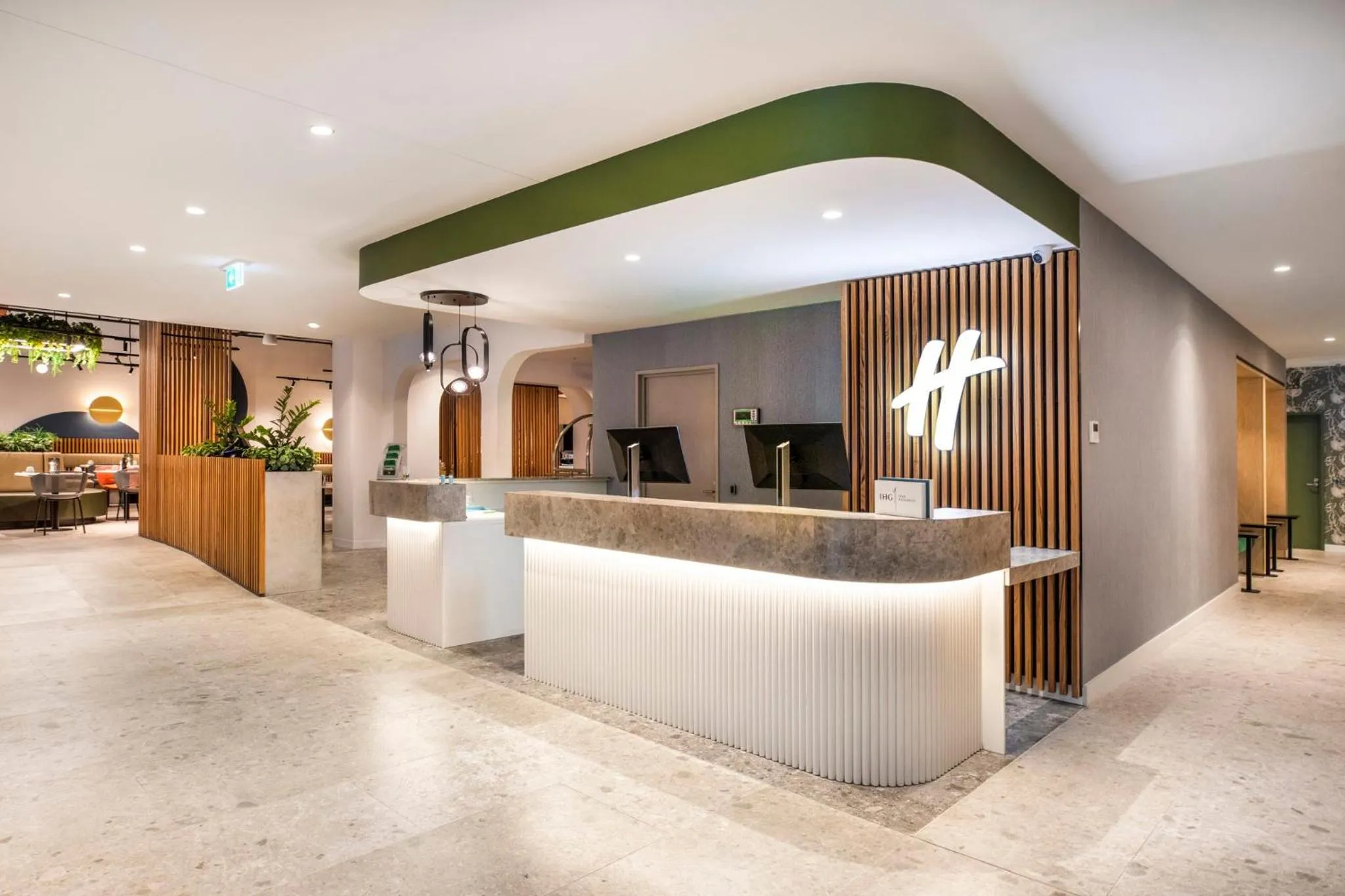 Property building in Holiday Inn Dandenong by IHG