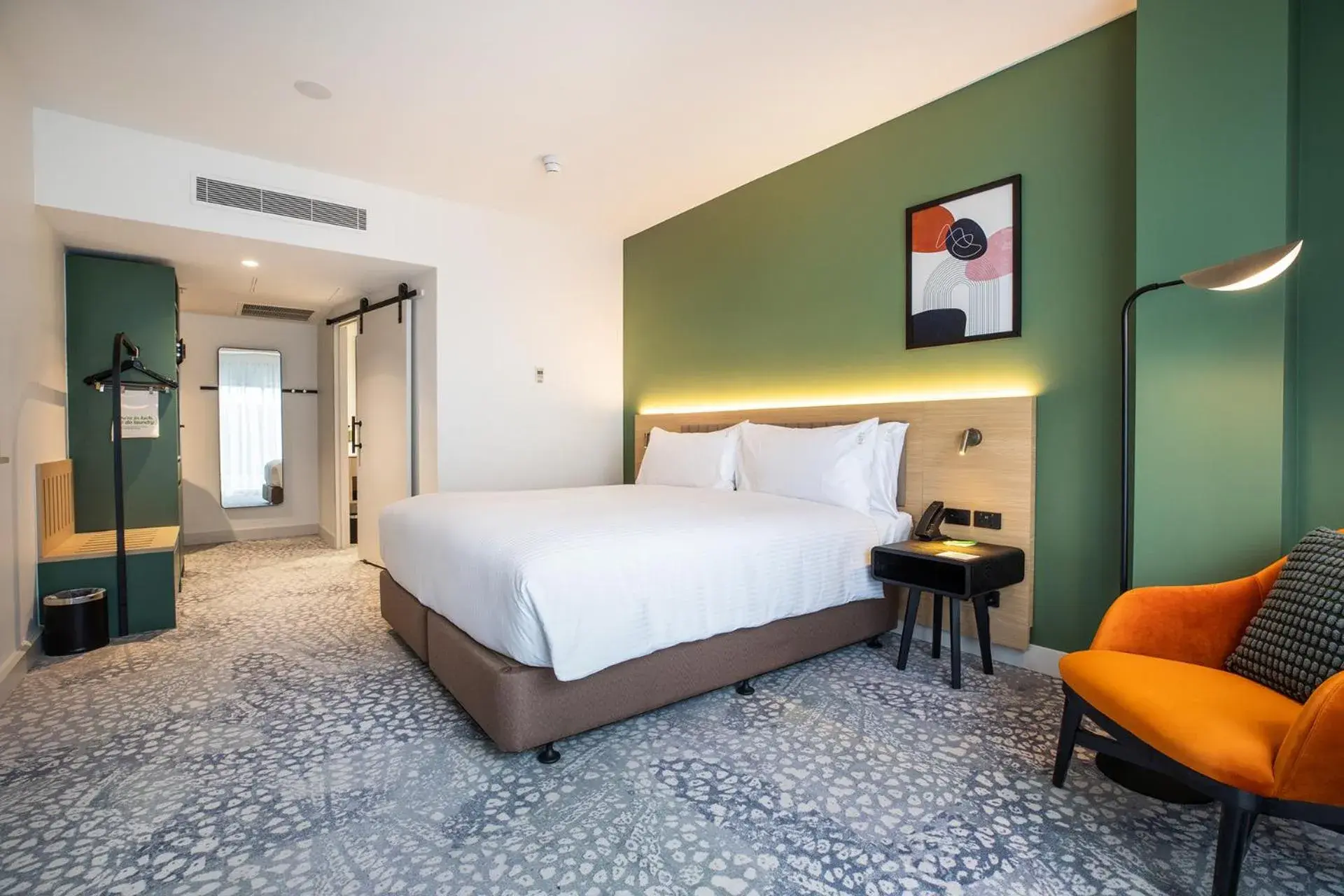 Premium King Room in Holiday Inn Dandenong by IHG Premium King Room in Holiday Inn Dandenong by IHG