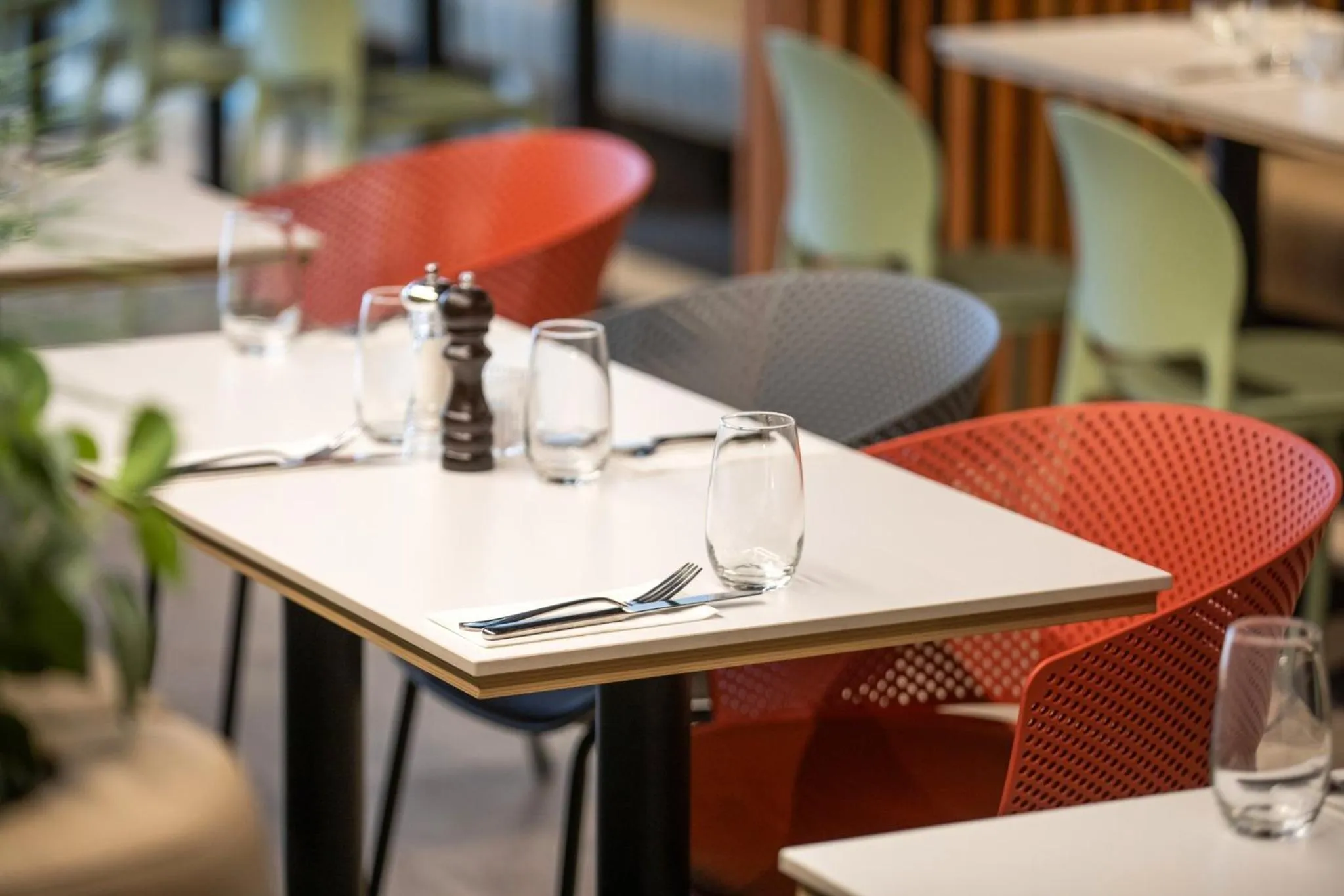 Restaurant/places to eat in Holiday Inn Dandenong by IHG