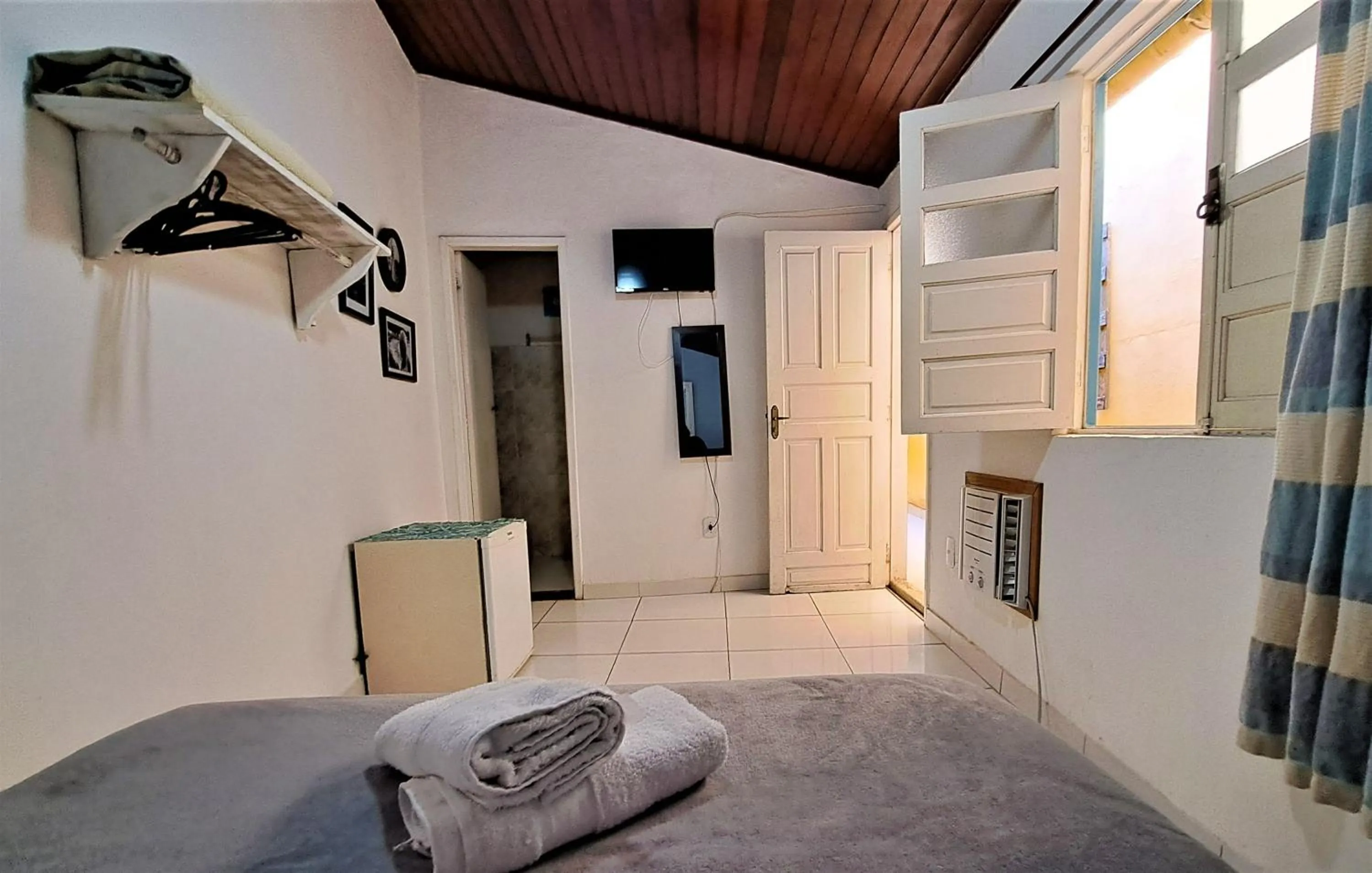 Photo of the whole room in As Palmeiras Pousada