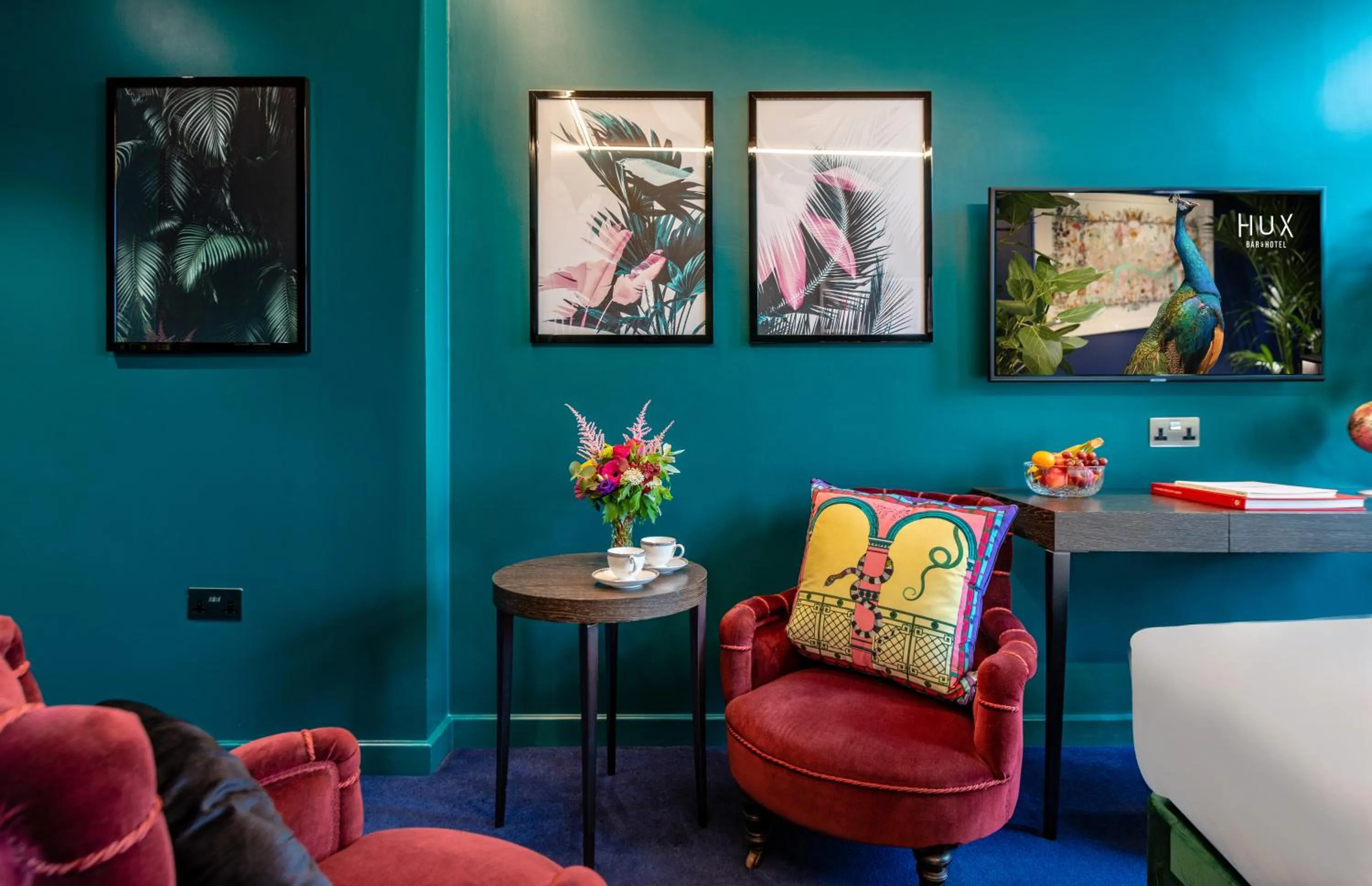 Photo of the whole room in Hux Hotel, Kensington