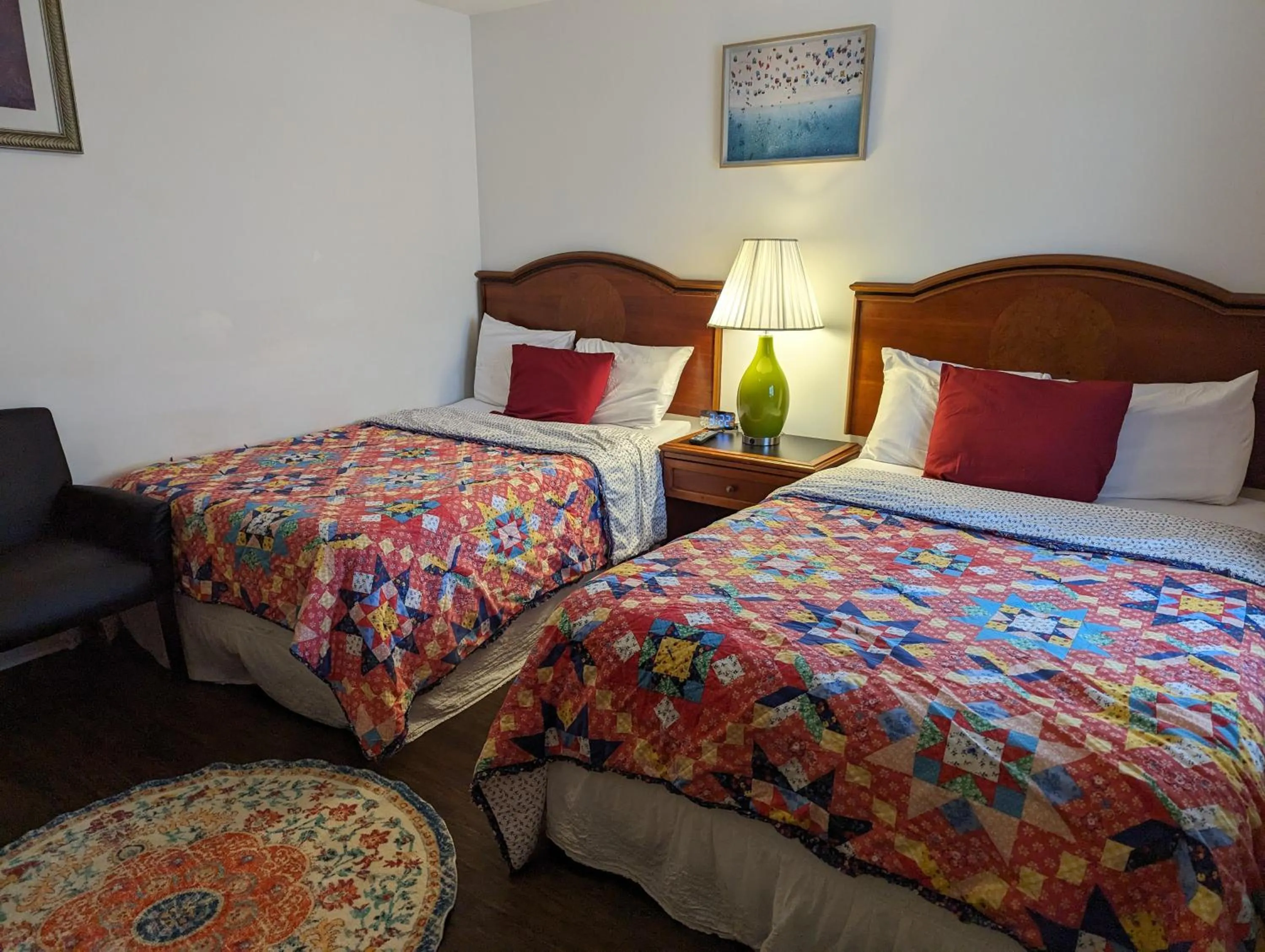 Bed in Apple Inn and Suites Cooperstown Area