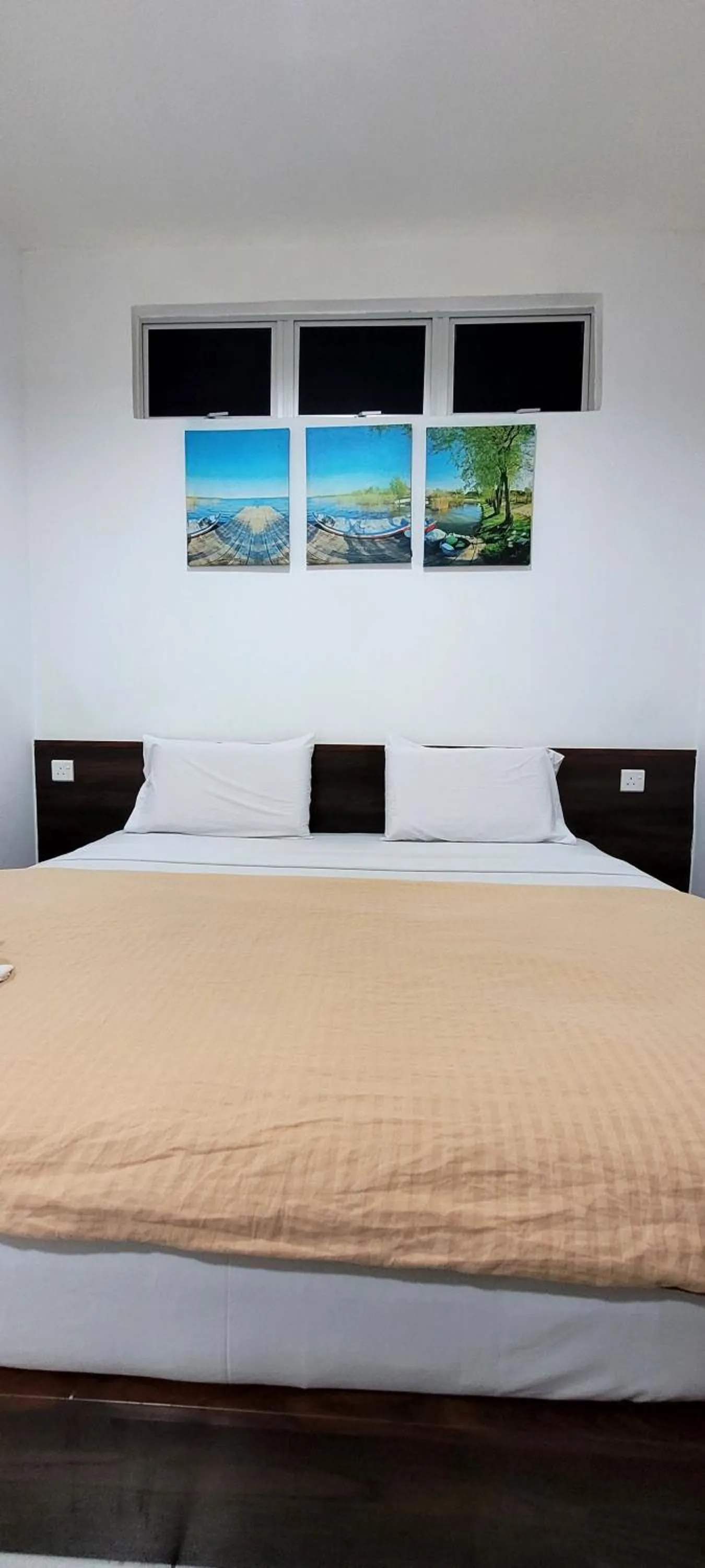 Bedroom, Bed in Api-Api GuestHouse