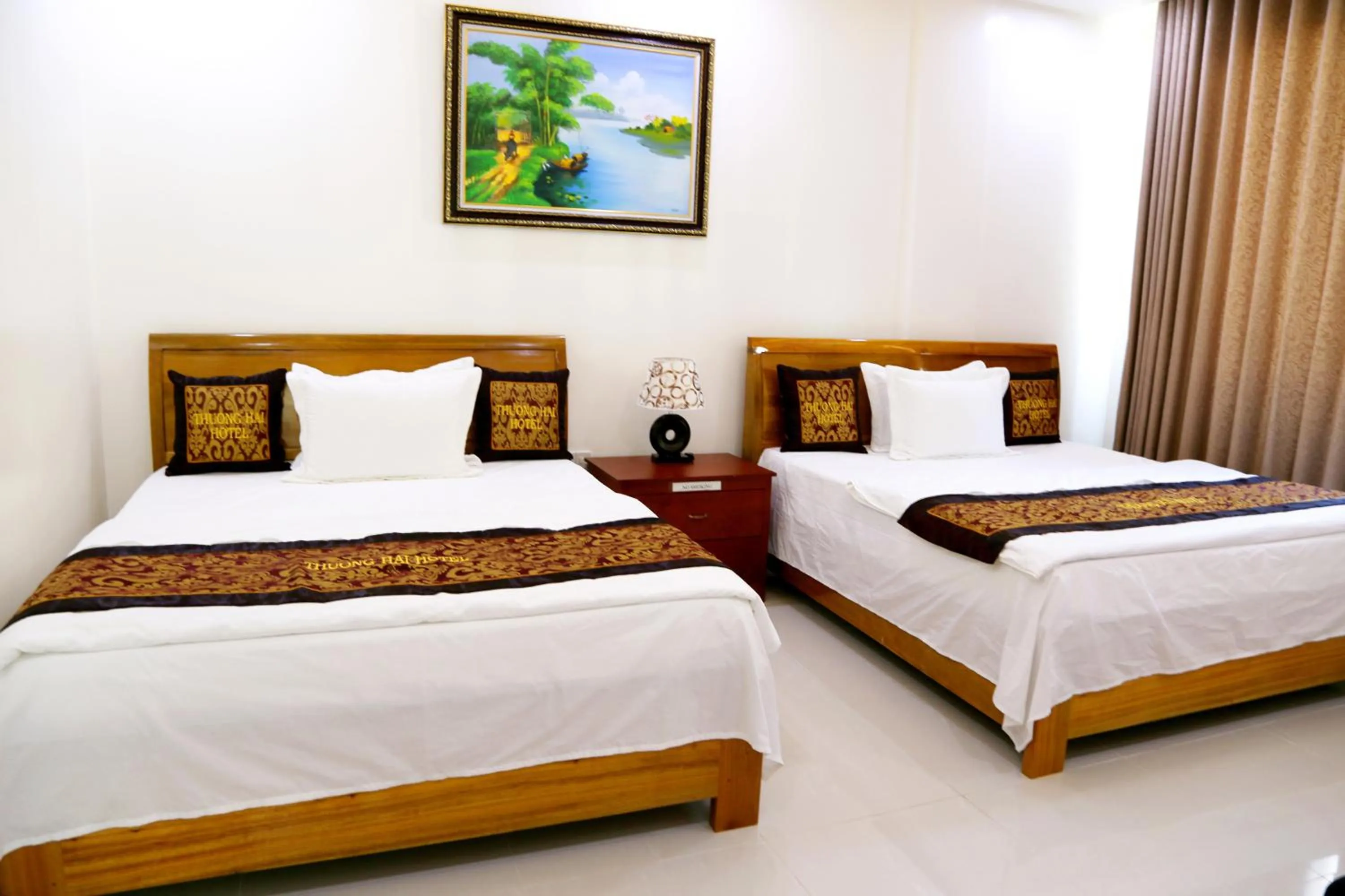 Bed in Thuong Hai Hotel