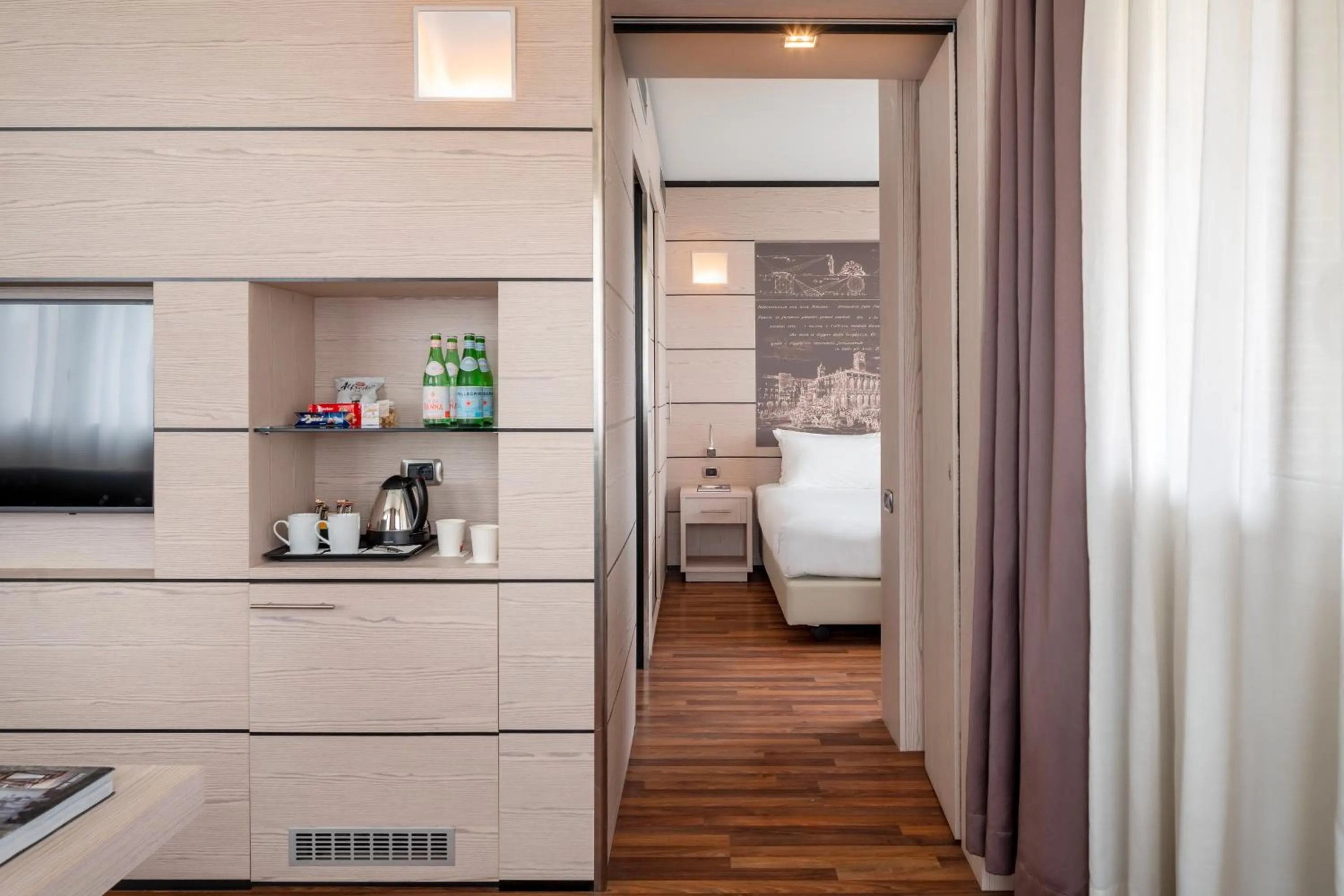 Bedroom, Bed in UNA Hotels Bologna San Lazzaro