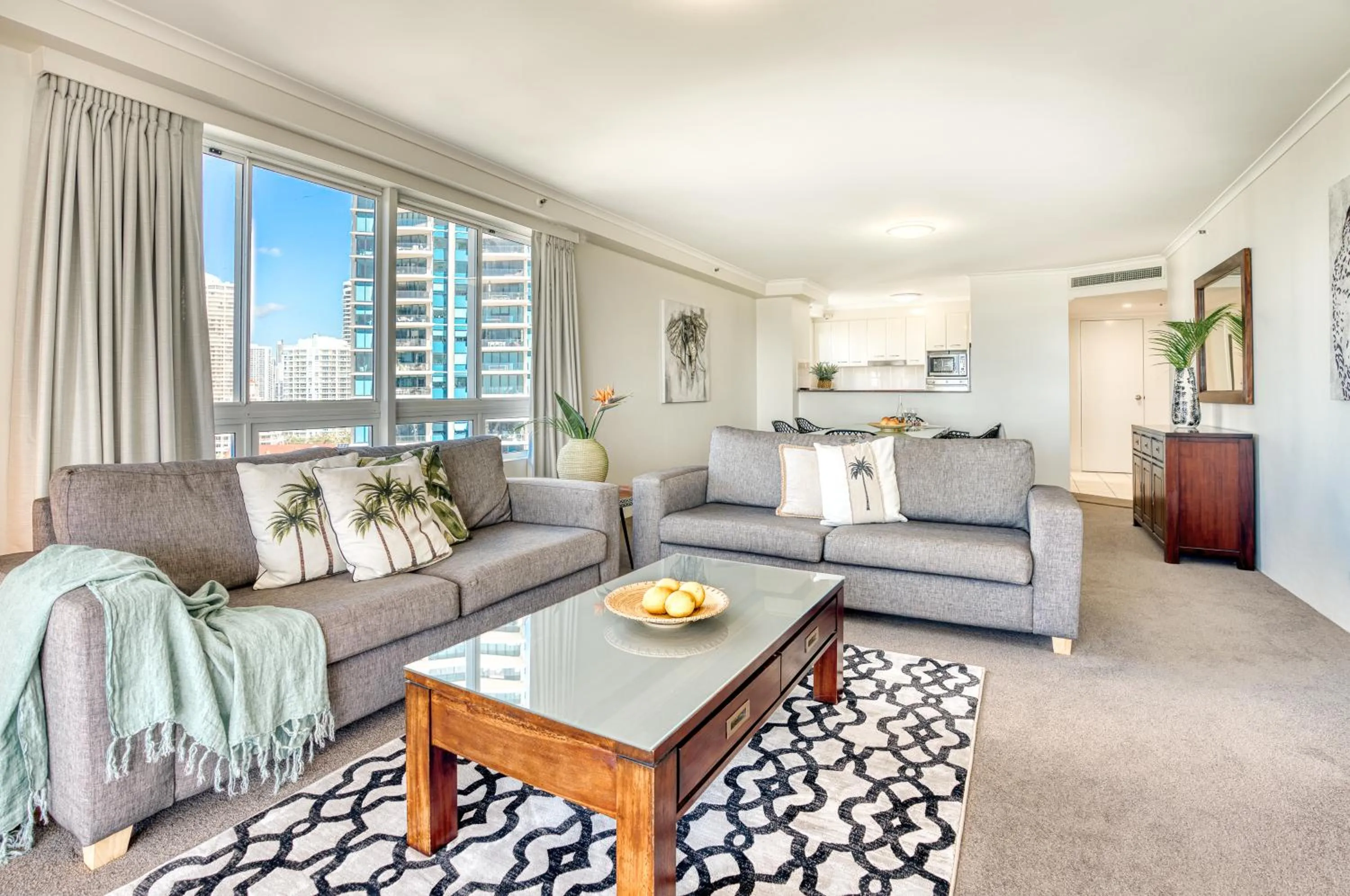 Living room in Oscar On Main Beach Resort