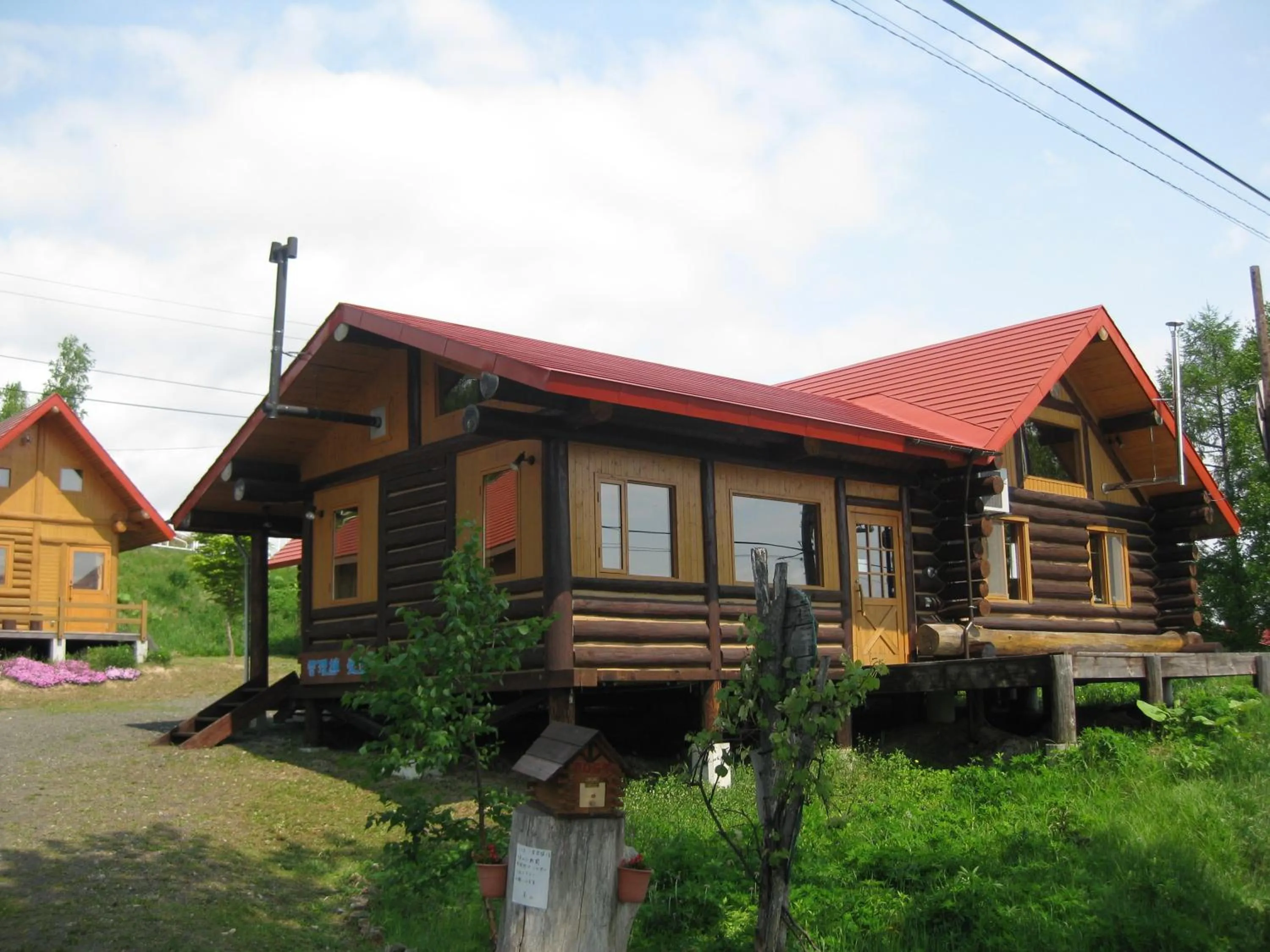 Facade/entrance in Log Cottage Himawari