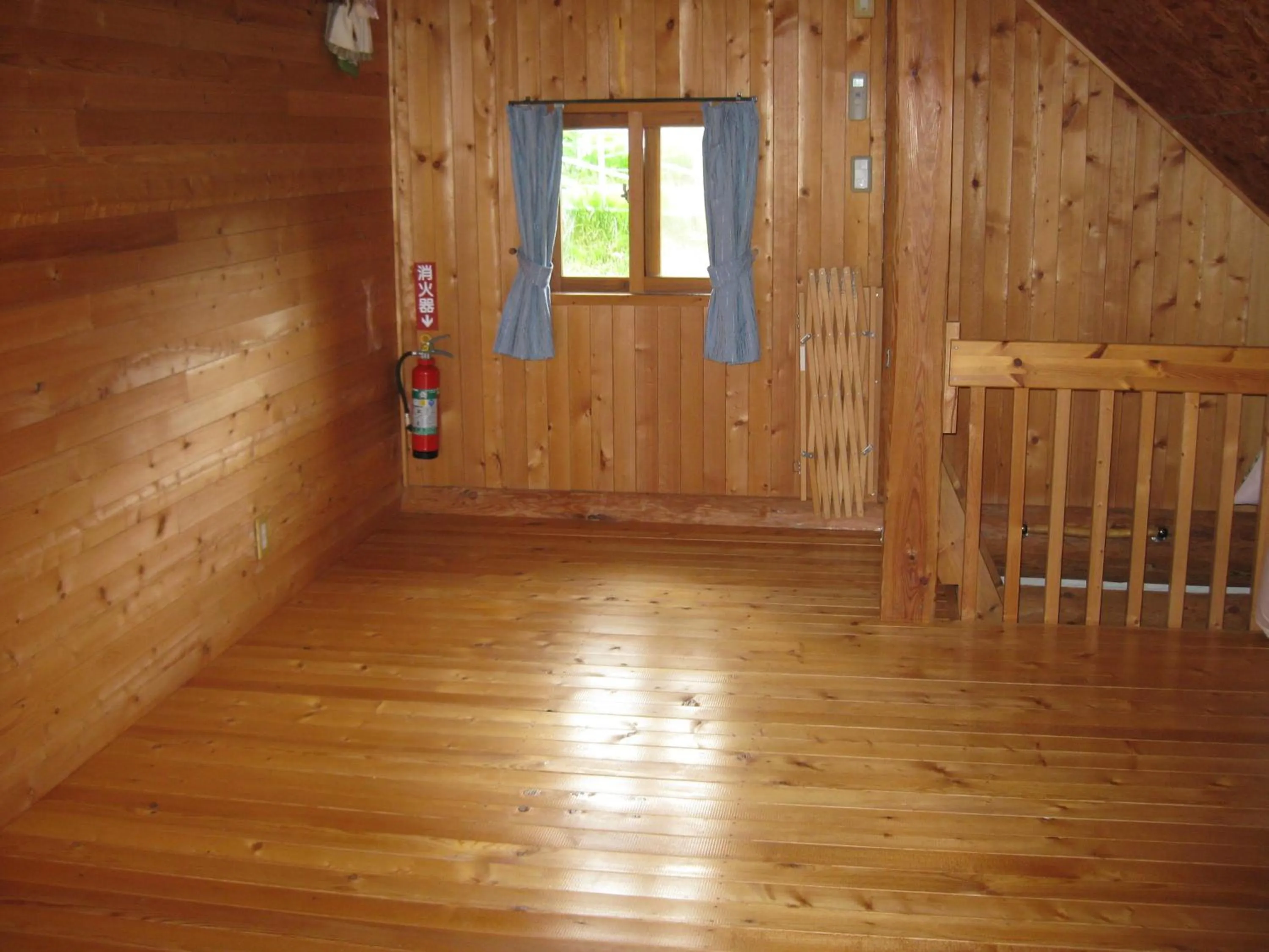Photo of the whole room in Log Cottage Himawari