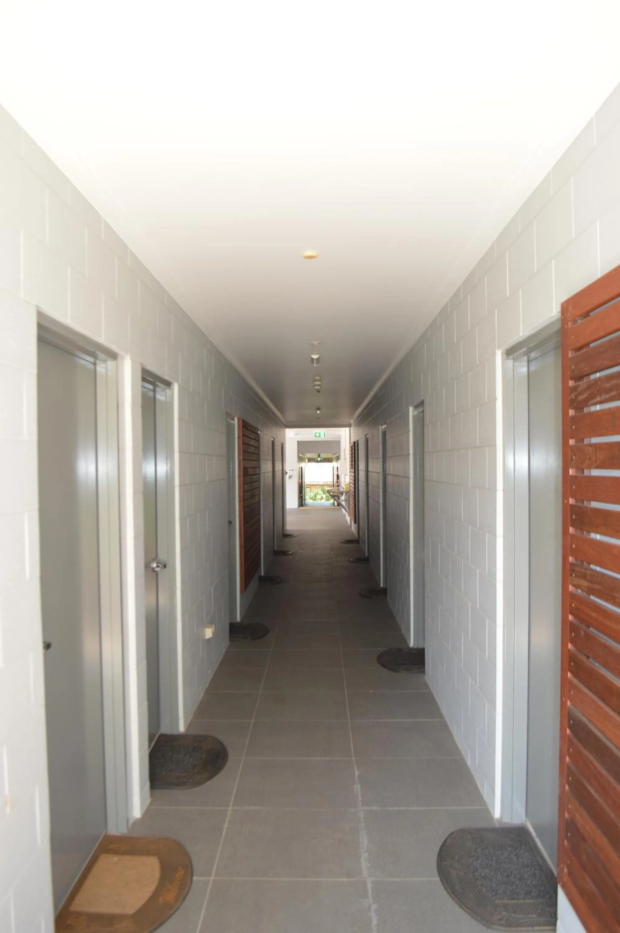 Property building in Hidden Valley Holiday Park Darwin