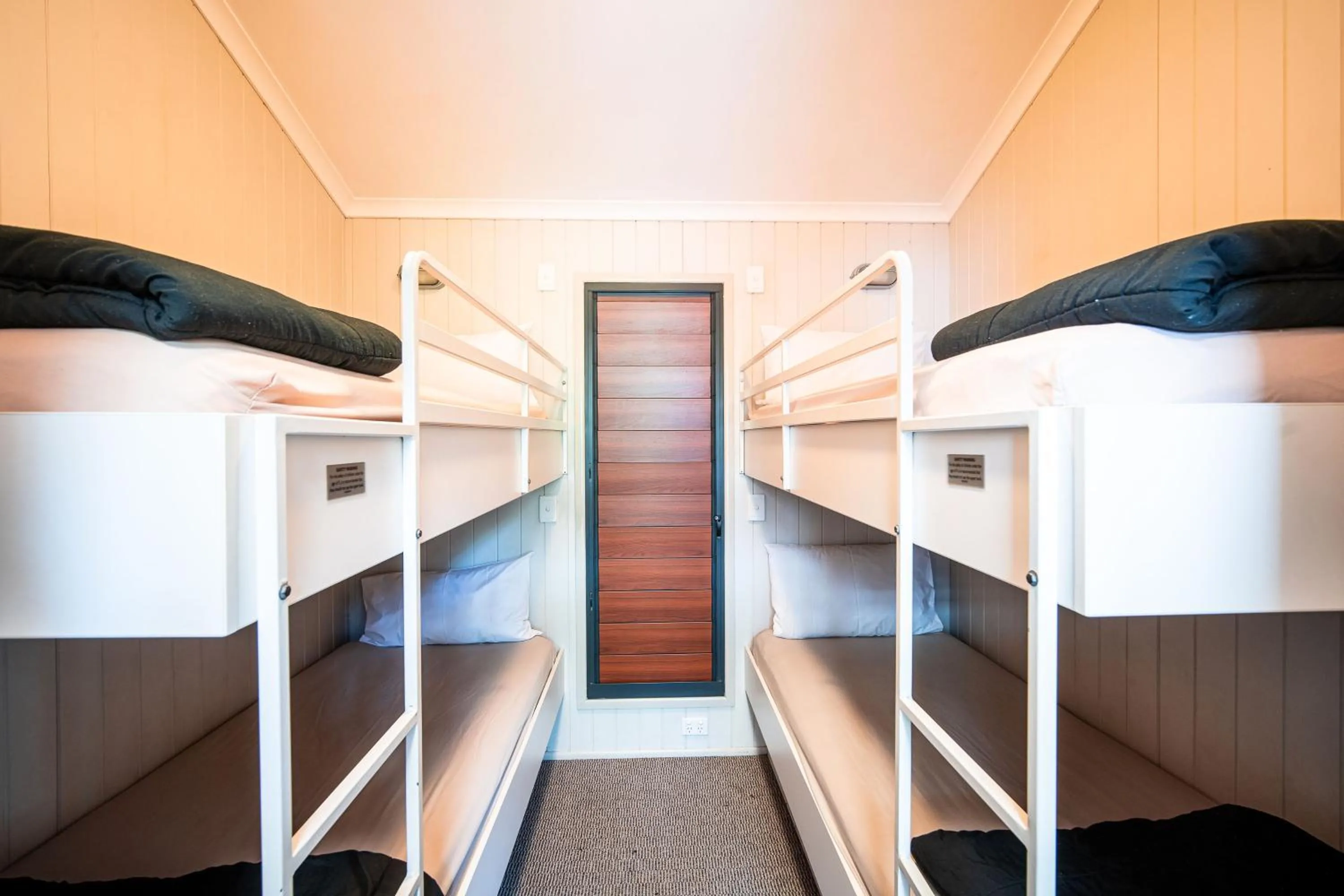 children, Bed in Hidden Valley Holiday Park Darwin