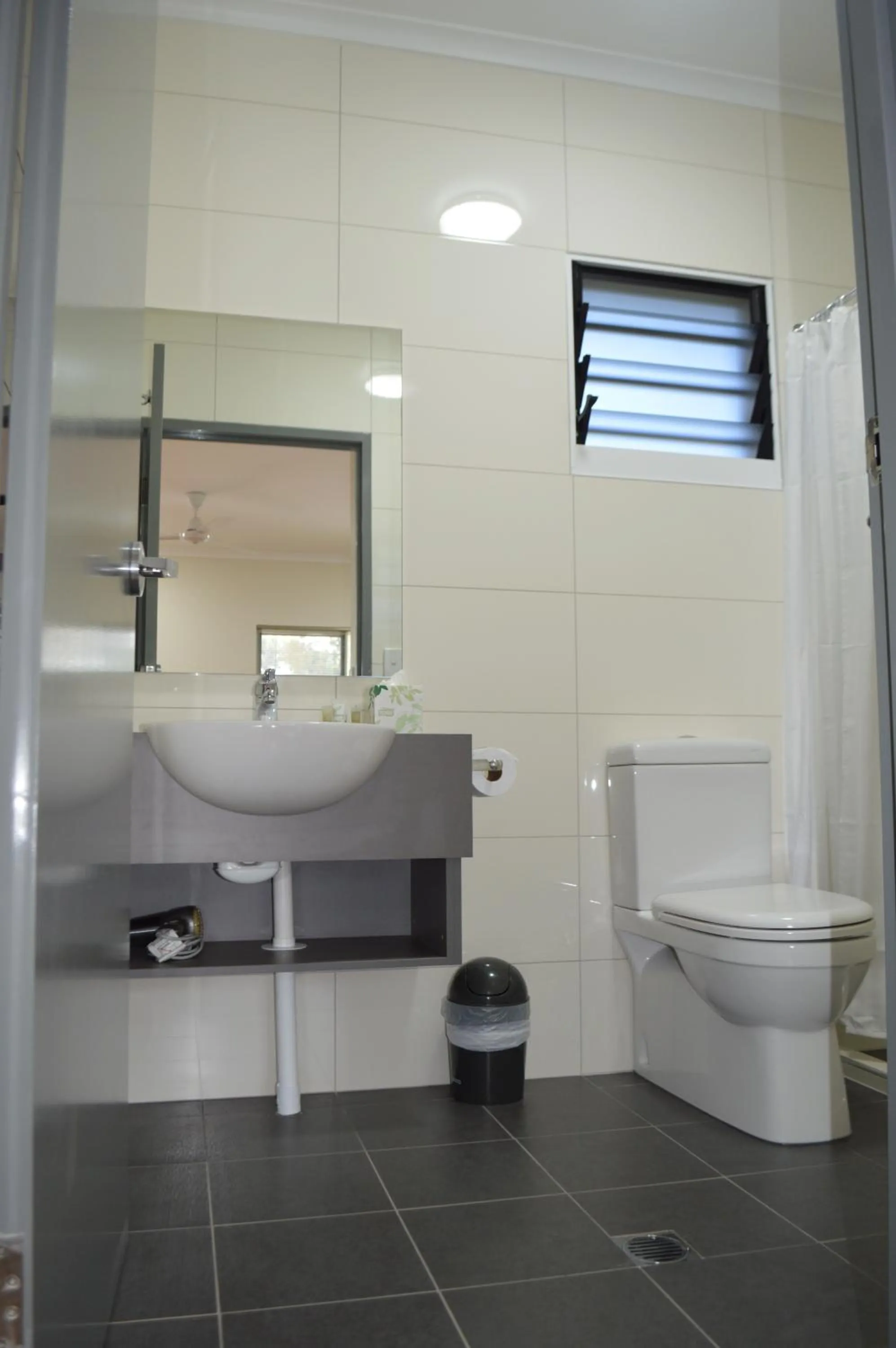 Toilet in Hidden Valley Holiday Park Darwin