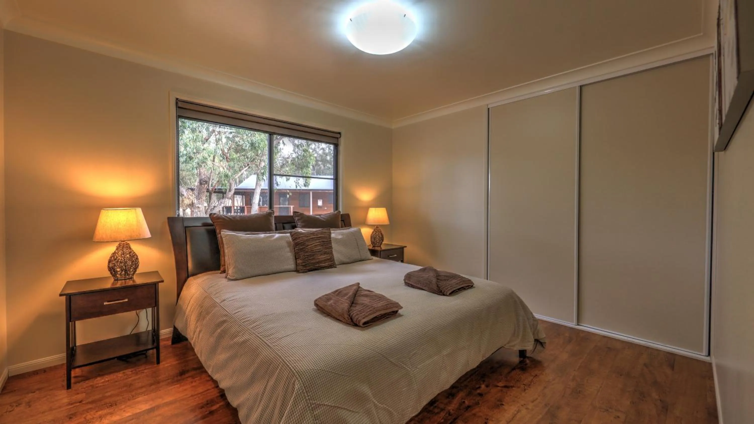 Bedroom, Bed in Tiny Away Escape at Granite Belt - Sommerville Valley