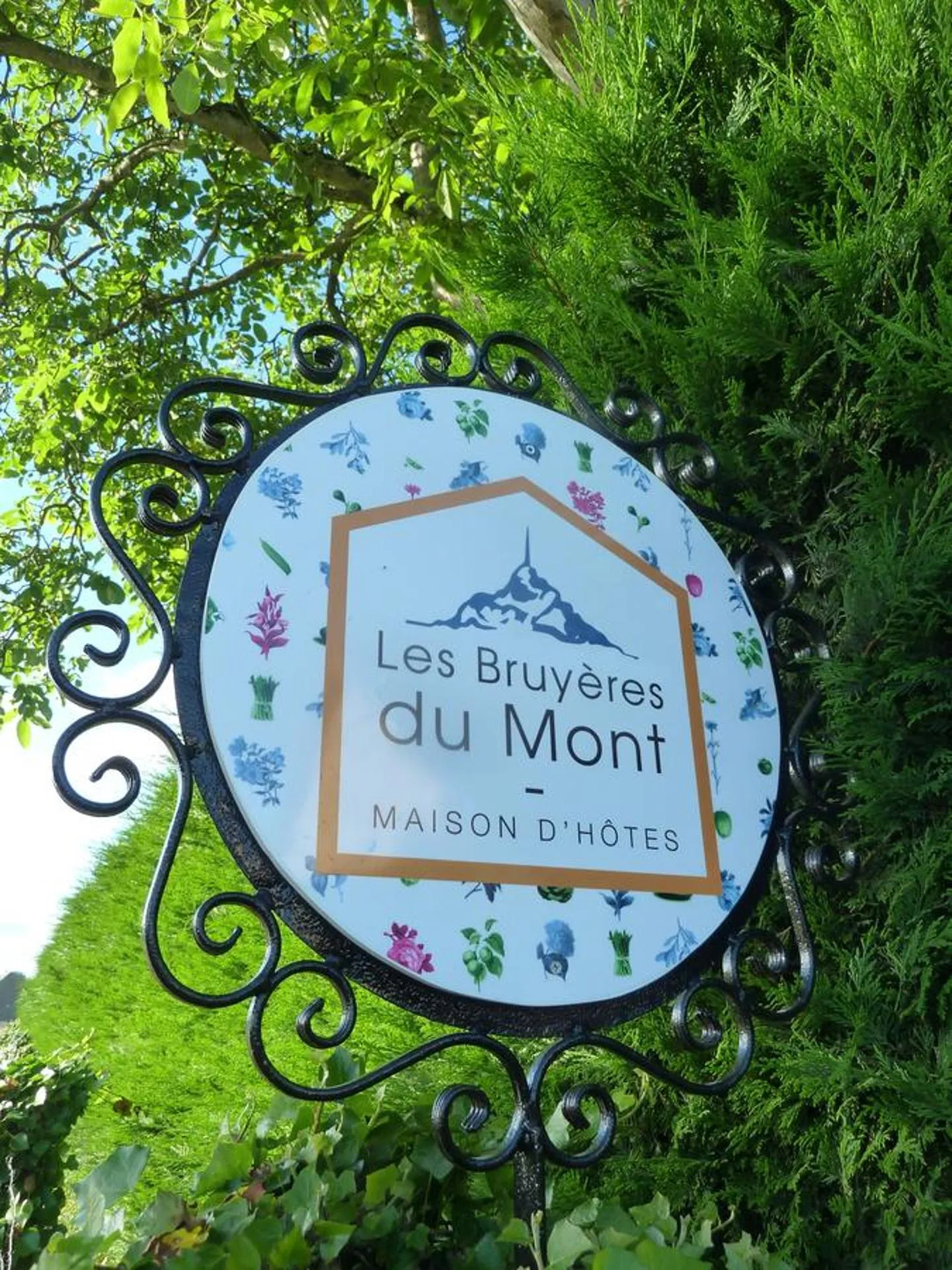 Property building in Les Bruyères du Mont