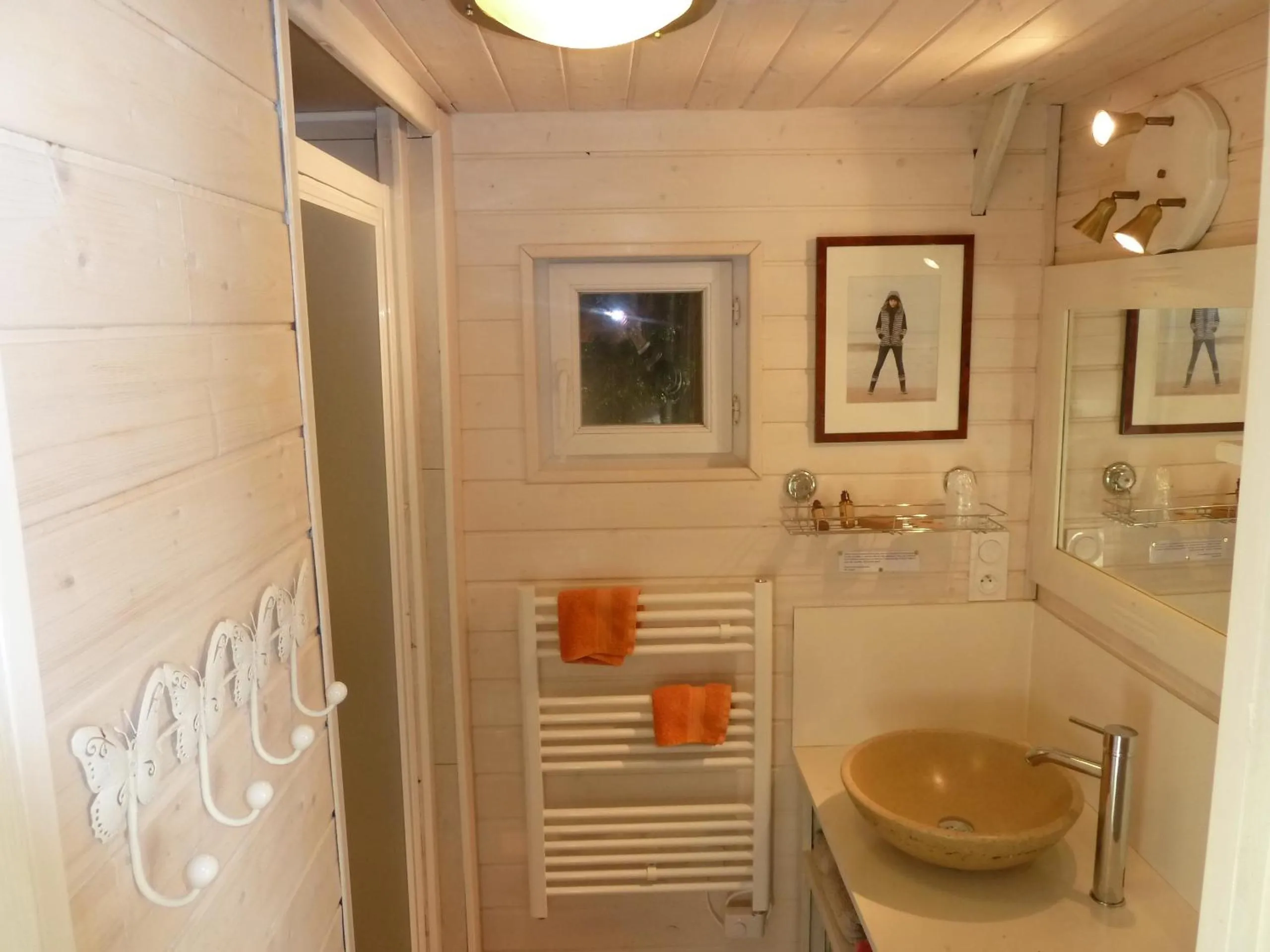 Shower in Les Bruyères du Mont