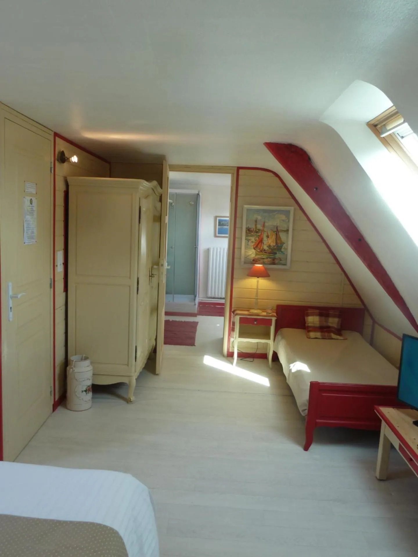 Property building, Bed in Les Bruyères du Mont