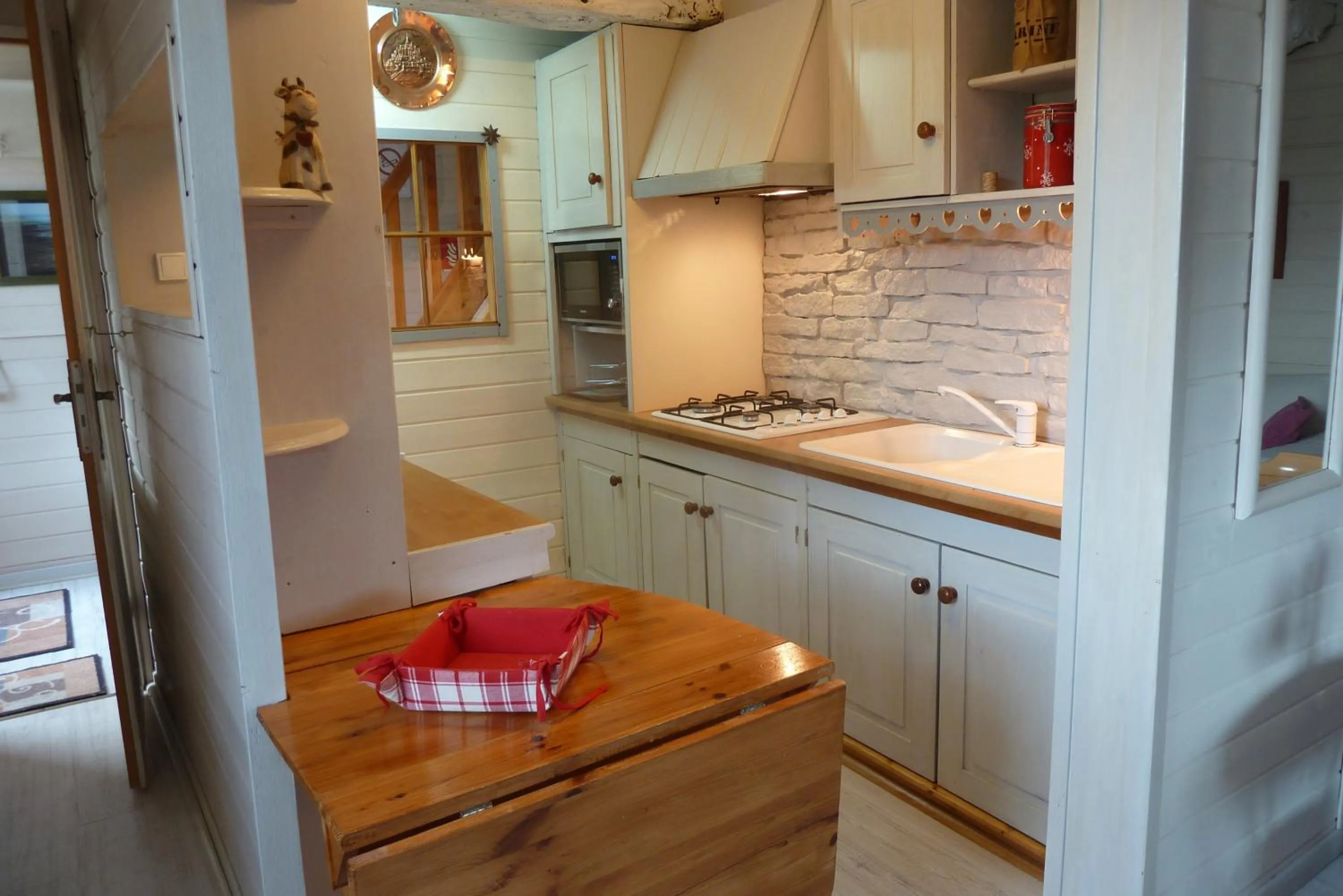 Kitchen or kitchenette in Les Bruyères du Mont