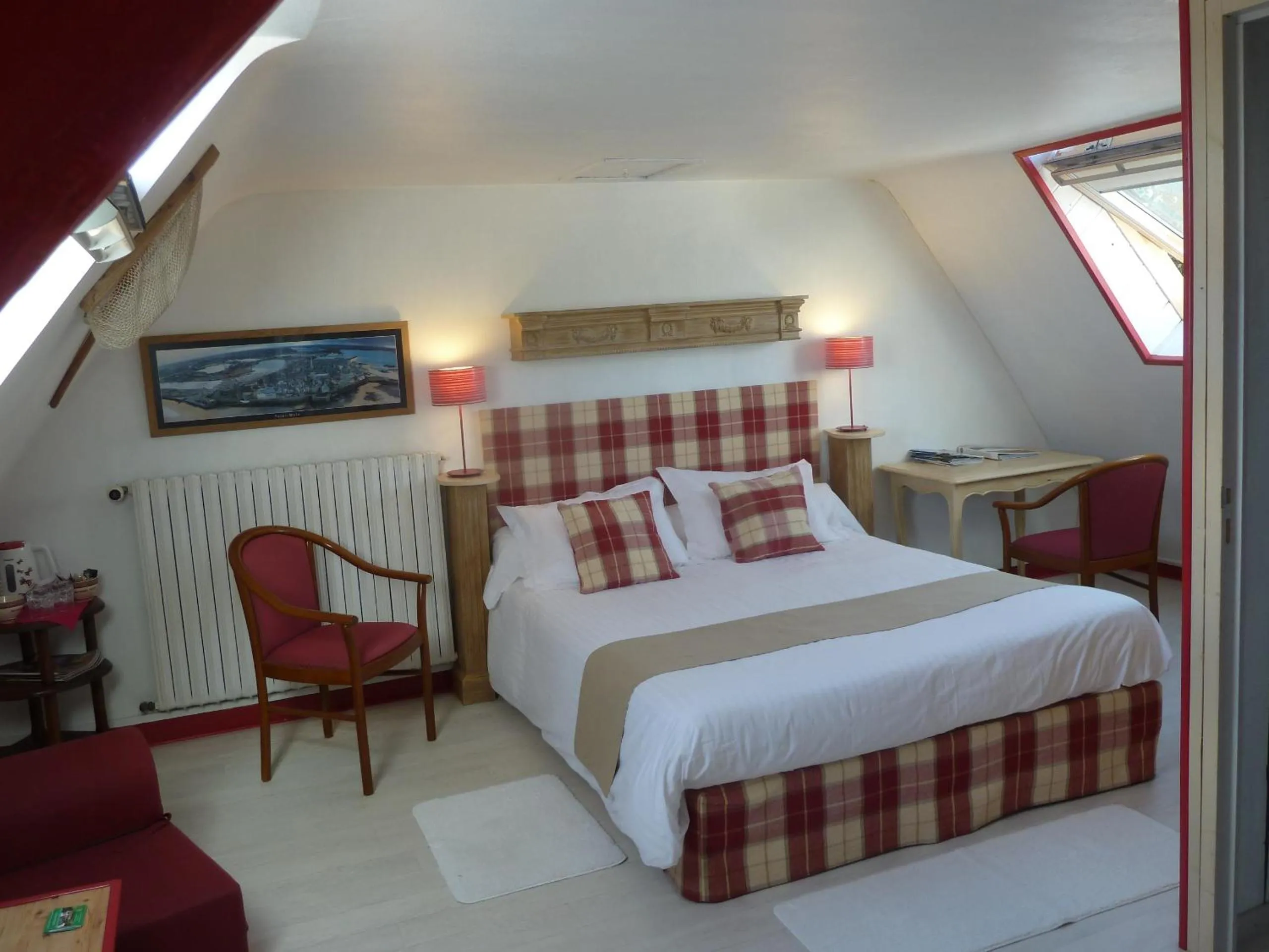 Property building, Bed in Les Bruyères du Mont