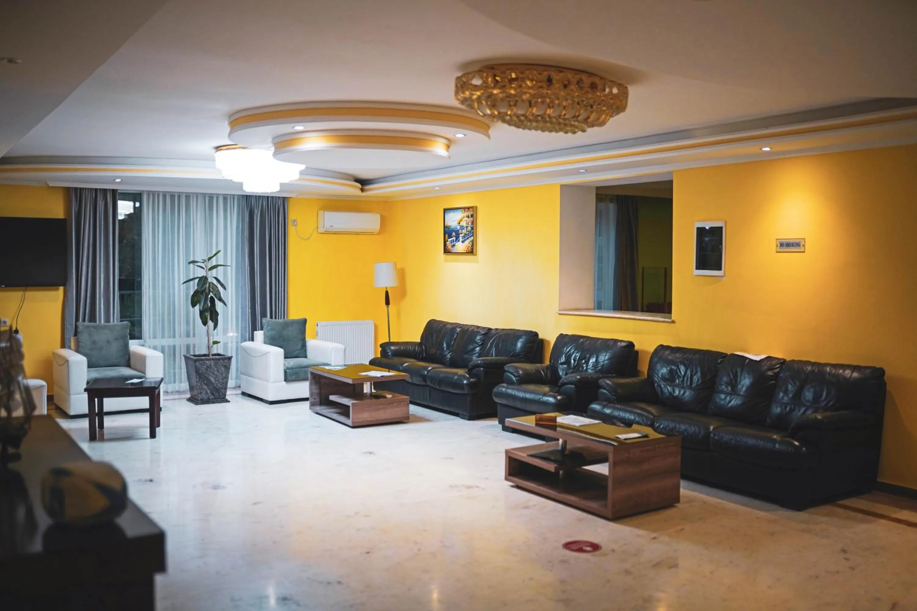 Seating area in Hotel Park Green