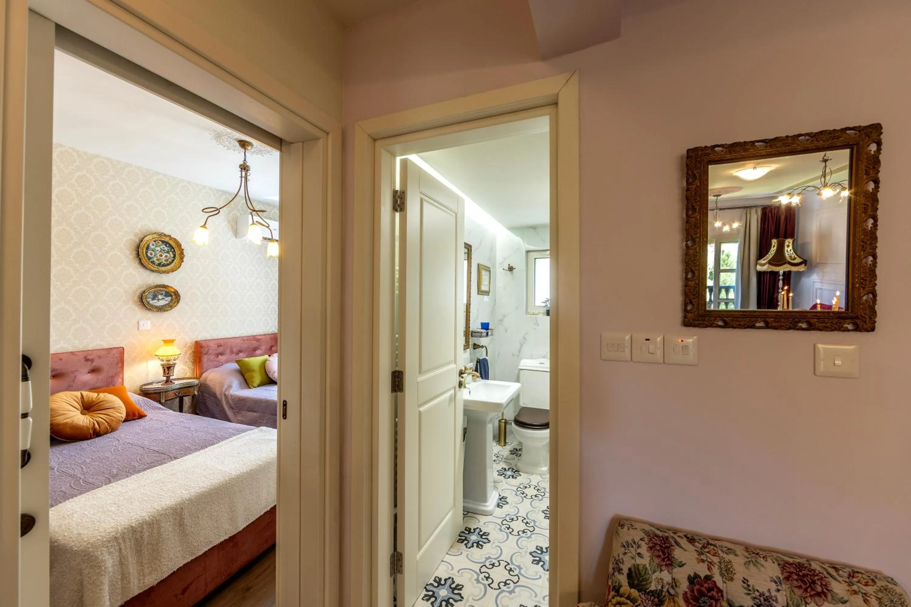 Bed in Castle Holiday Apartments