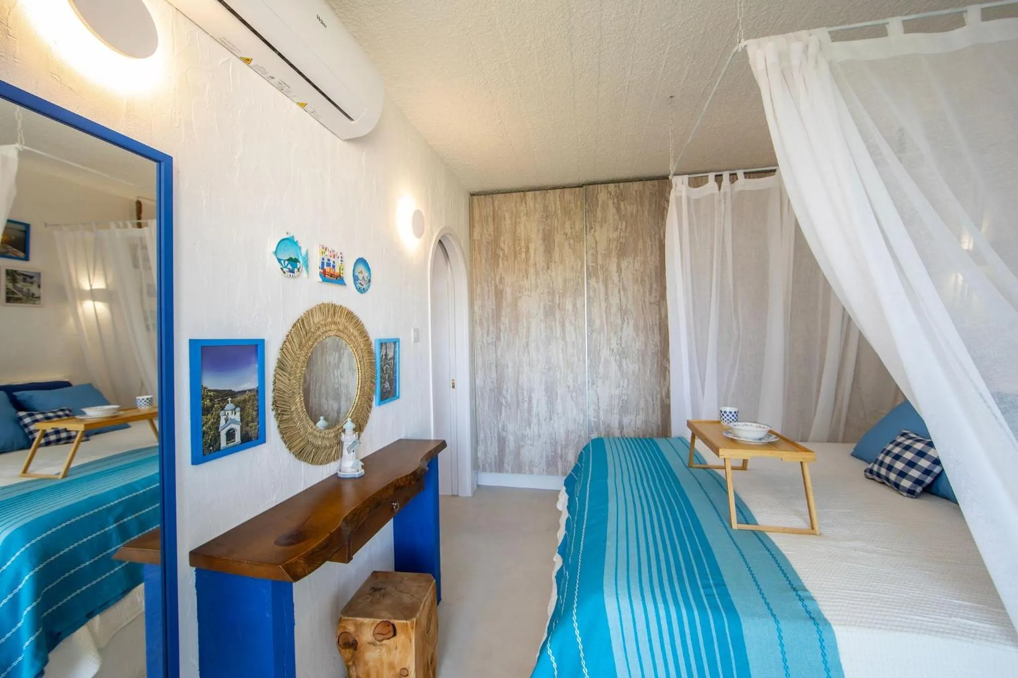 Bed in Castle Holiday Apartments