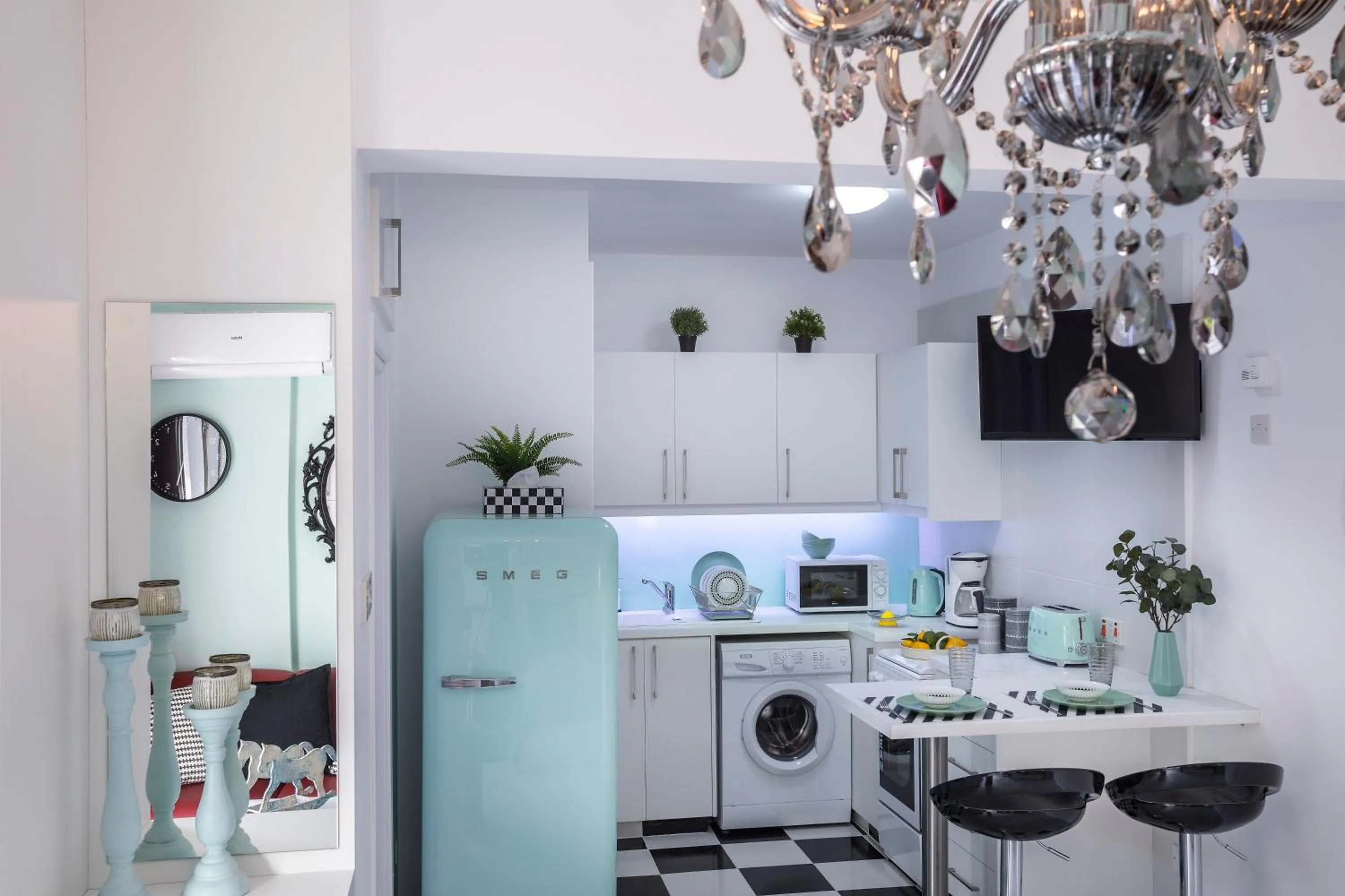 Kitchen or kitchenette in Castle Holiday Apartments