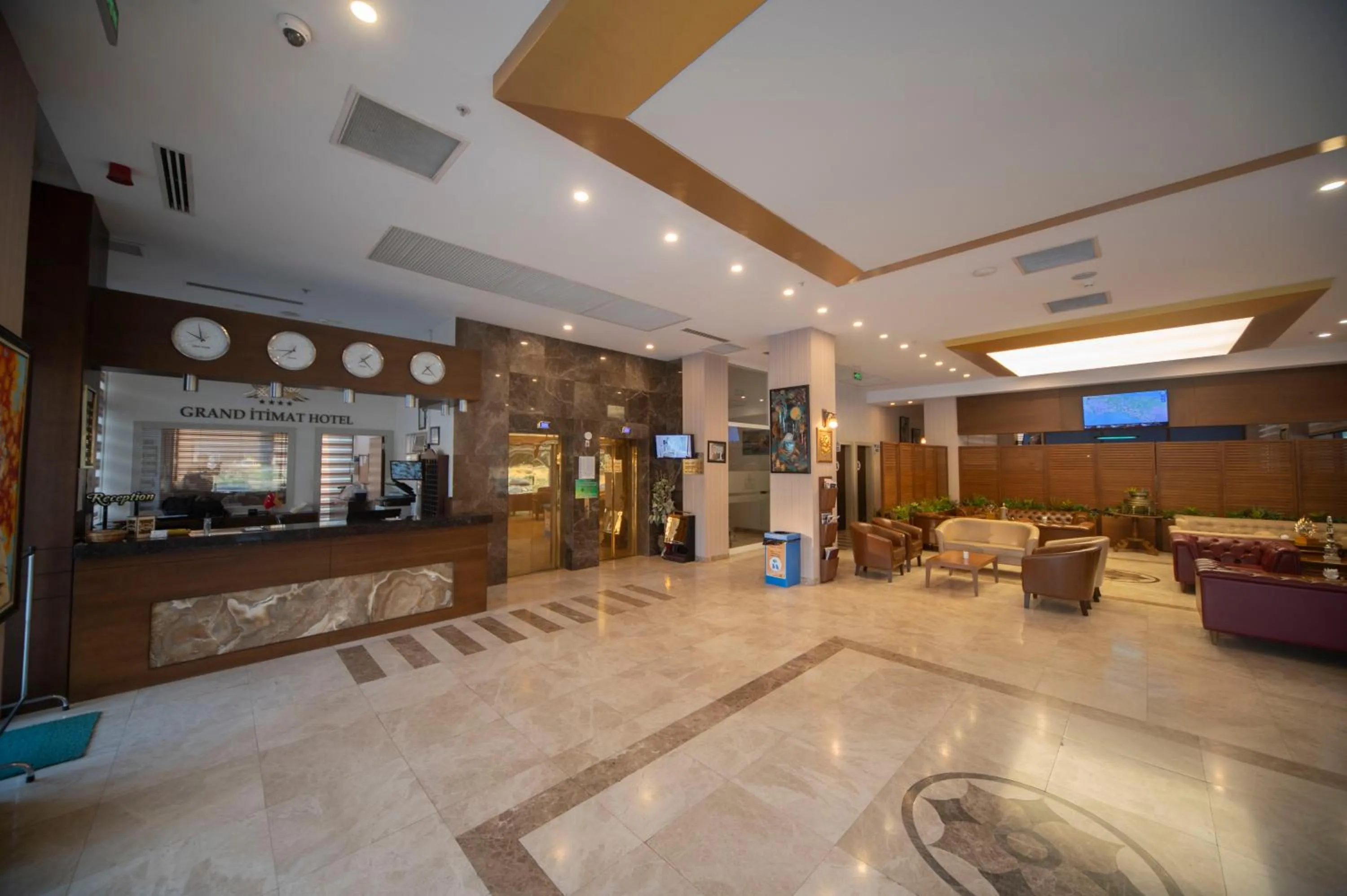 Lobby or reception in Grand İtimat Hotel