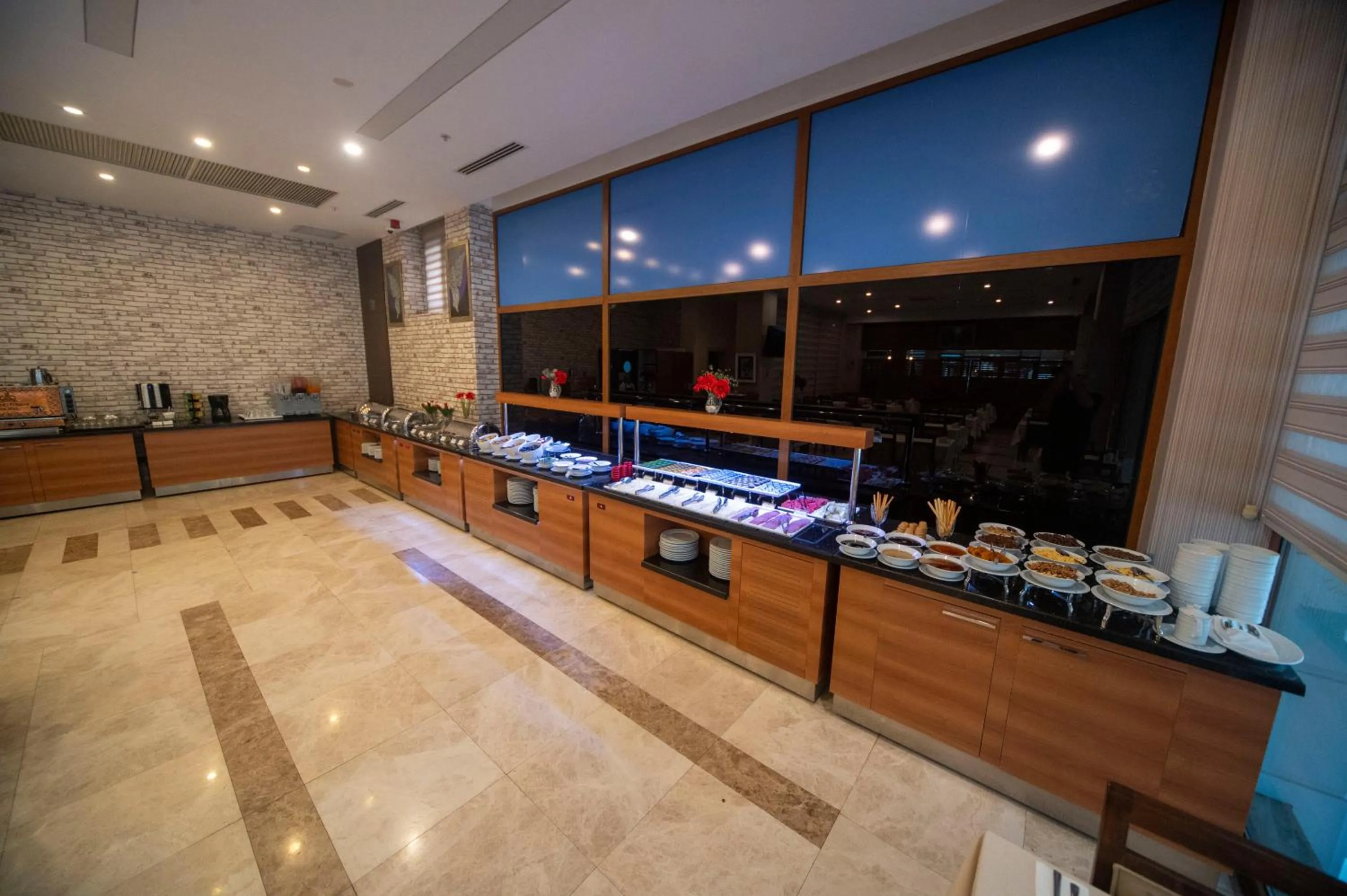 Buffet breakfast in Grand İtimat Hotel