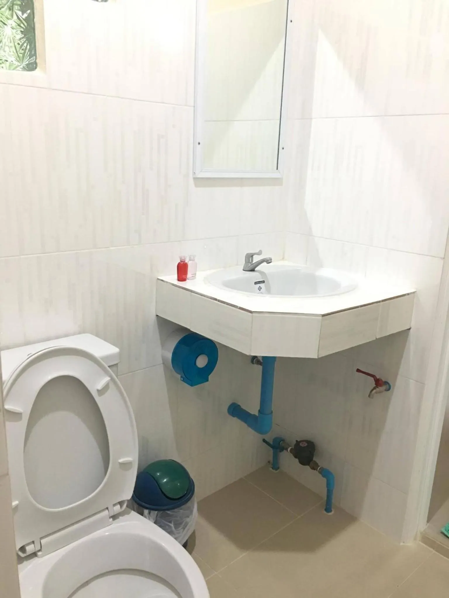 Bathroom in Budchui Guesthouse