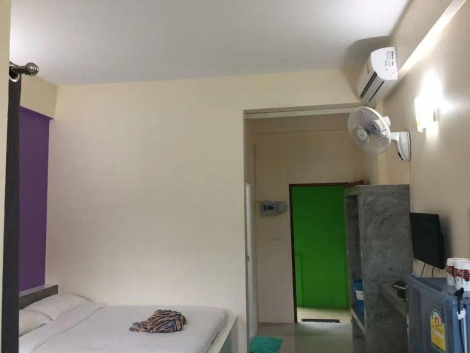 Photo of the whole room in Budchui Guesthouse