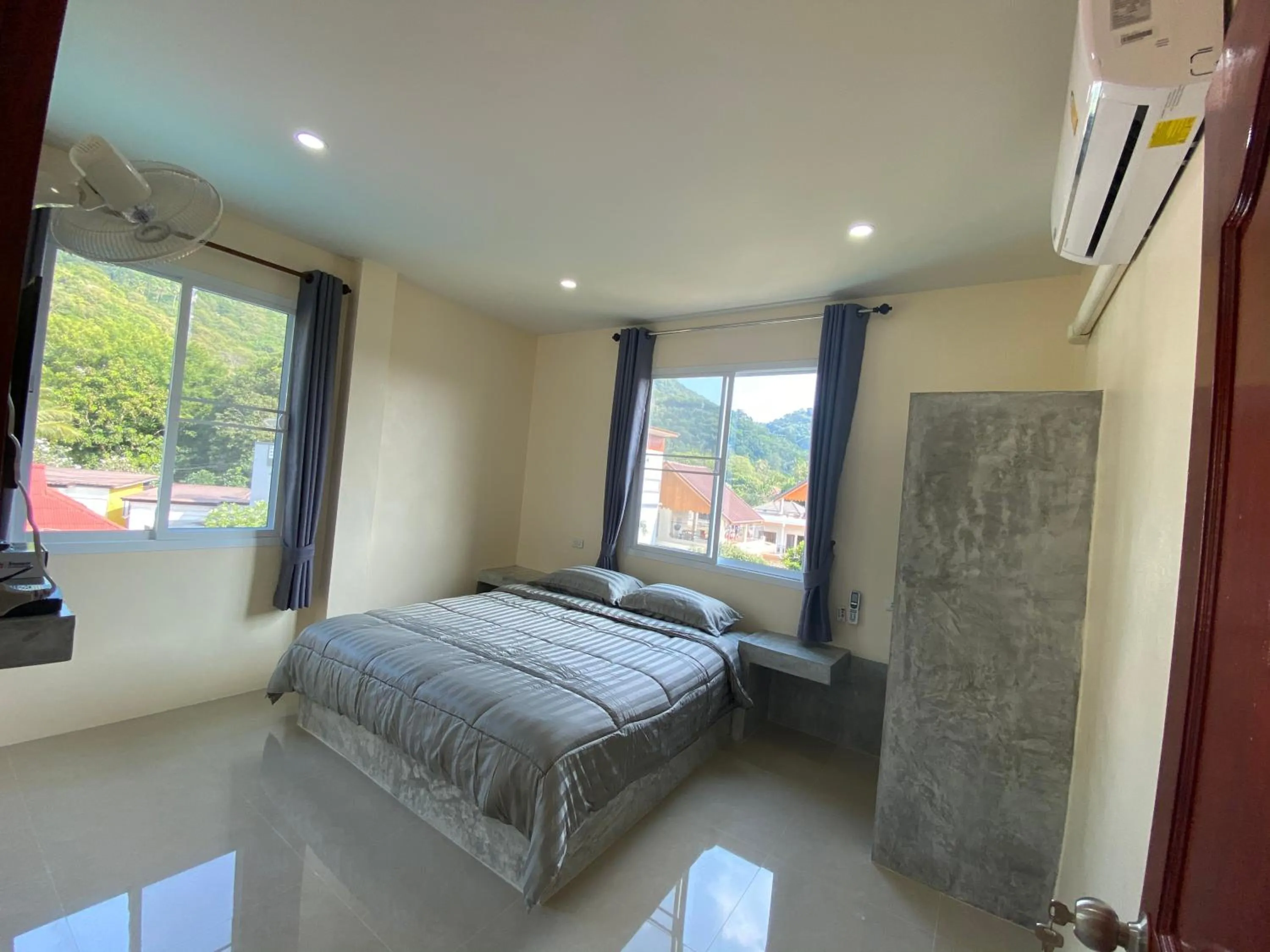 Photo of the whole room in Budchui Guesthouse