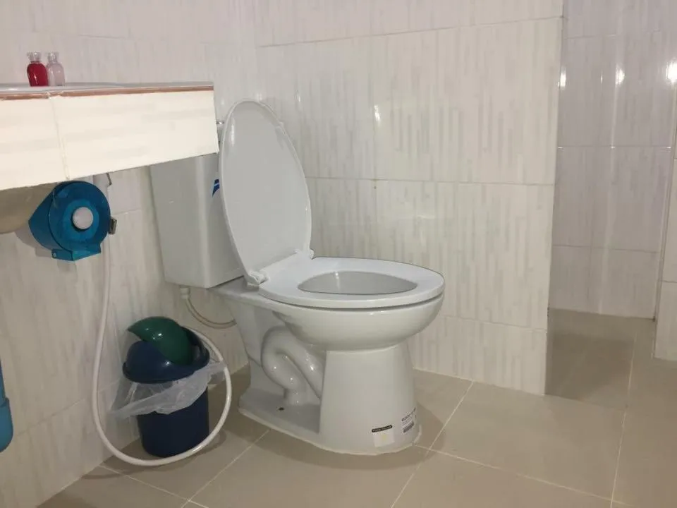 Bathroom in Budchui Guesthouse