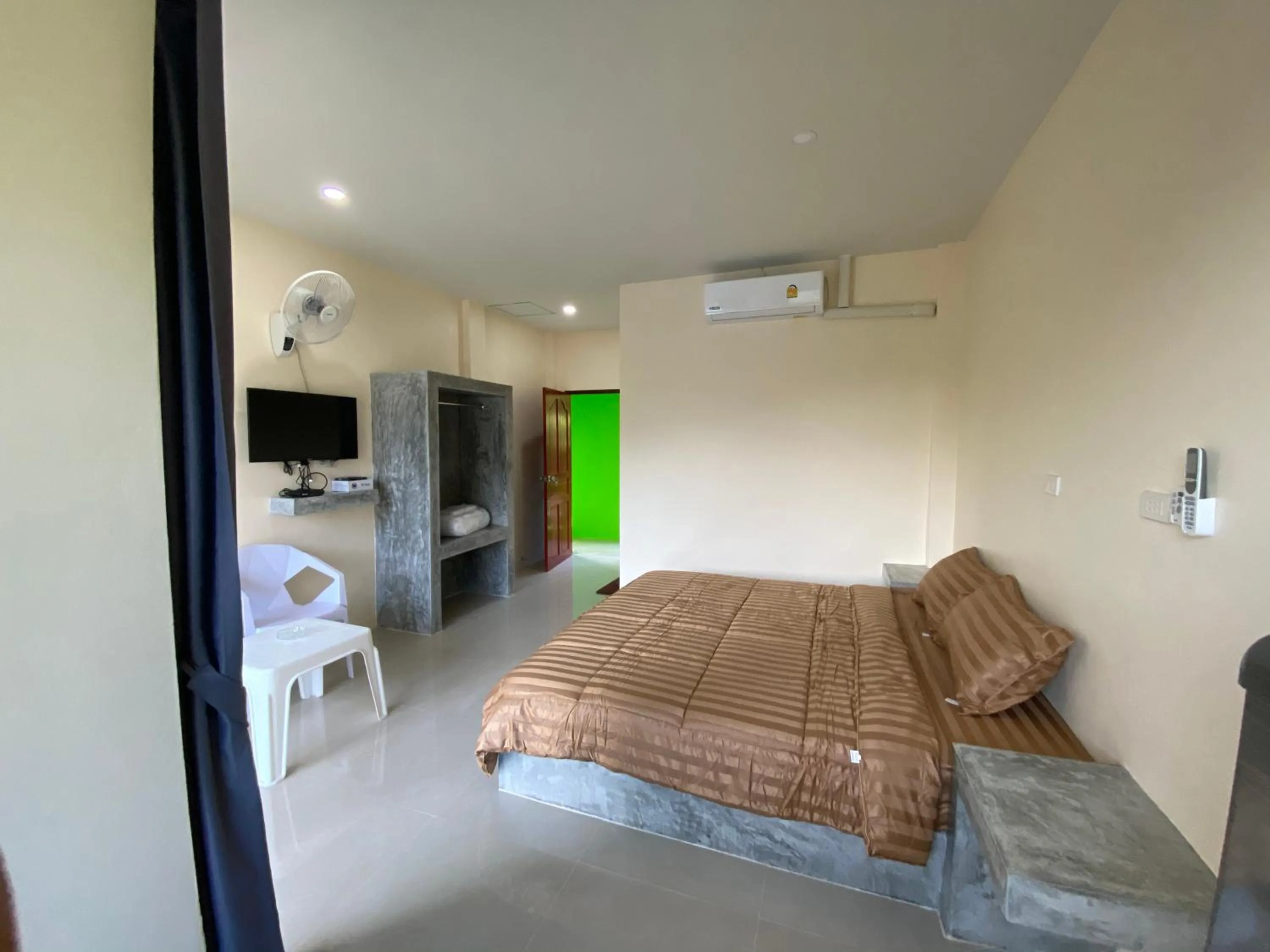 Photo of the whole room in Budchui Guesthouse