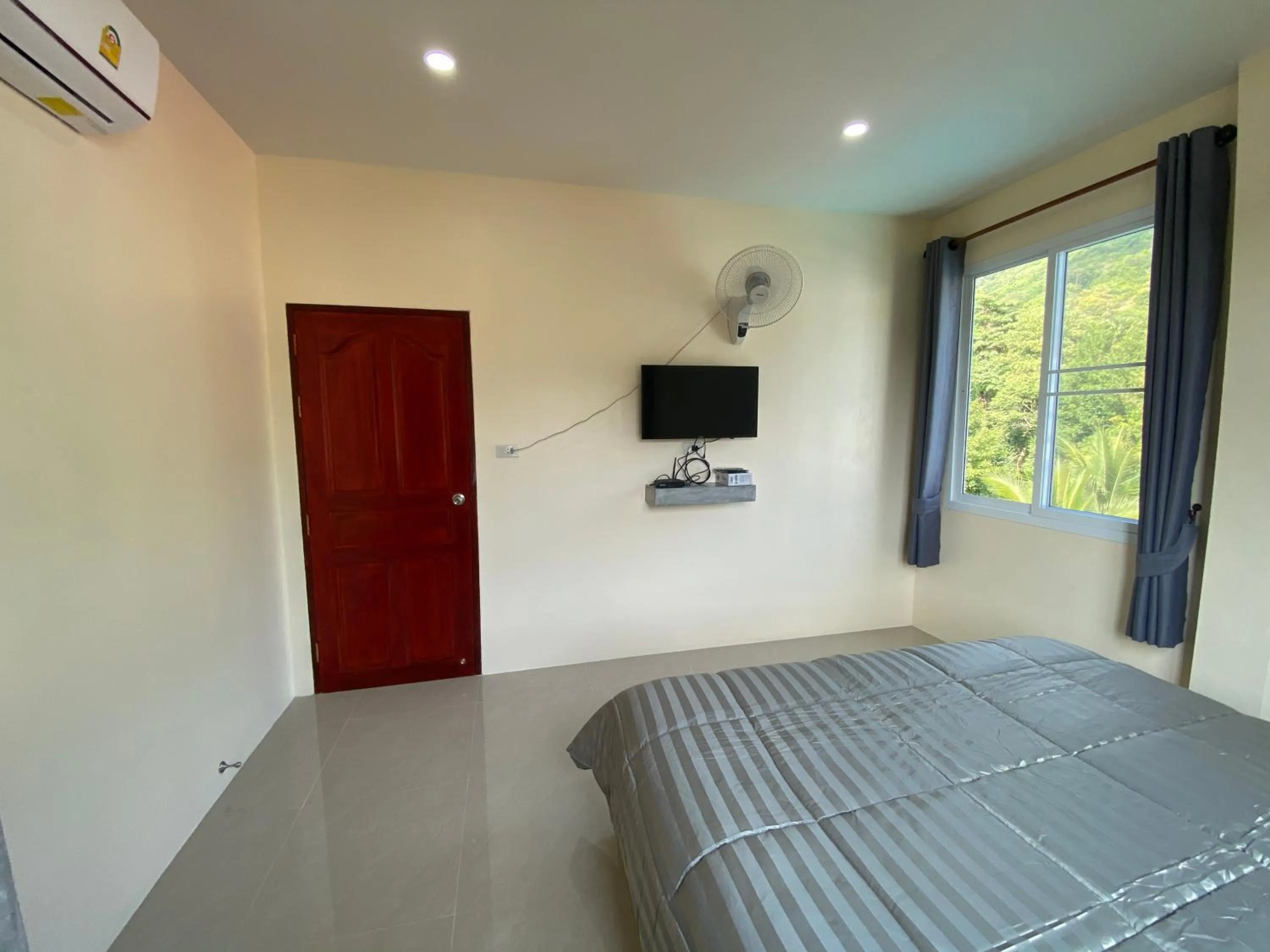 Photo of the whole room in Budchui Guesthouse