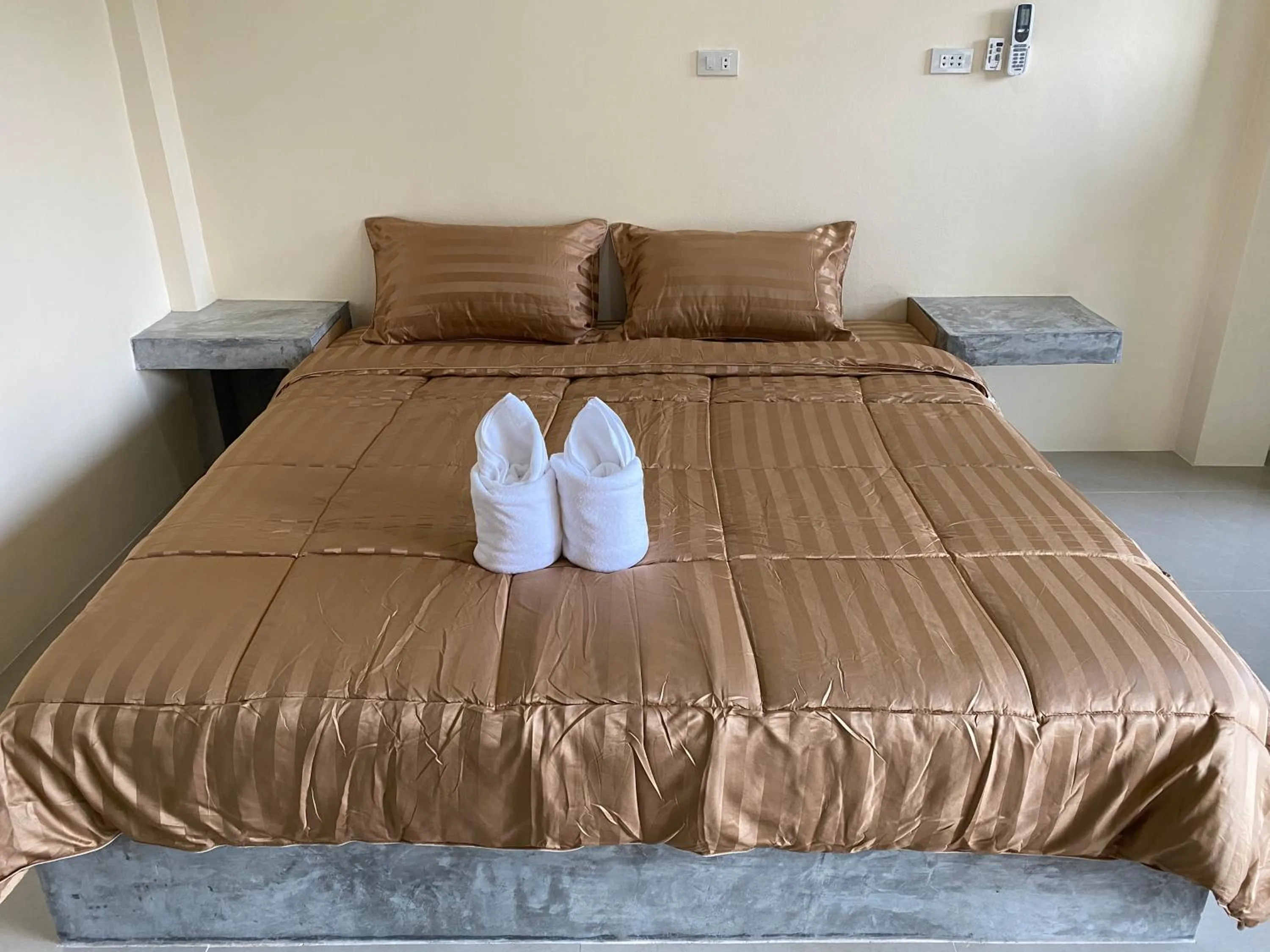 Bed in Budchui Guesthouse