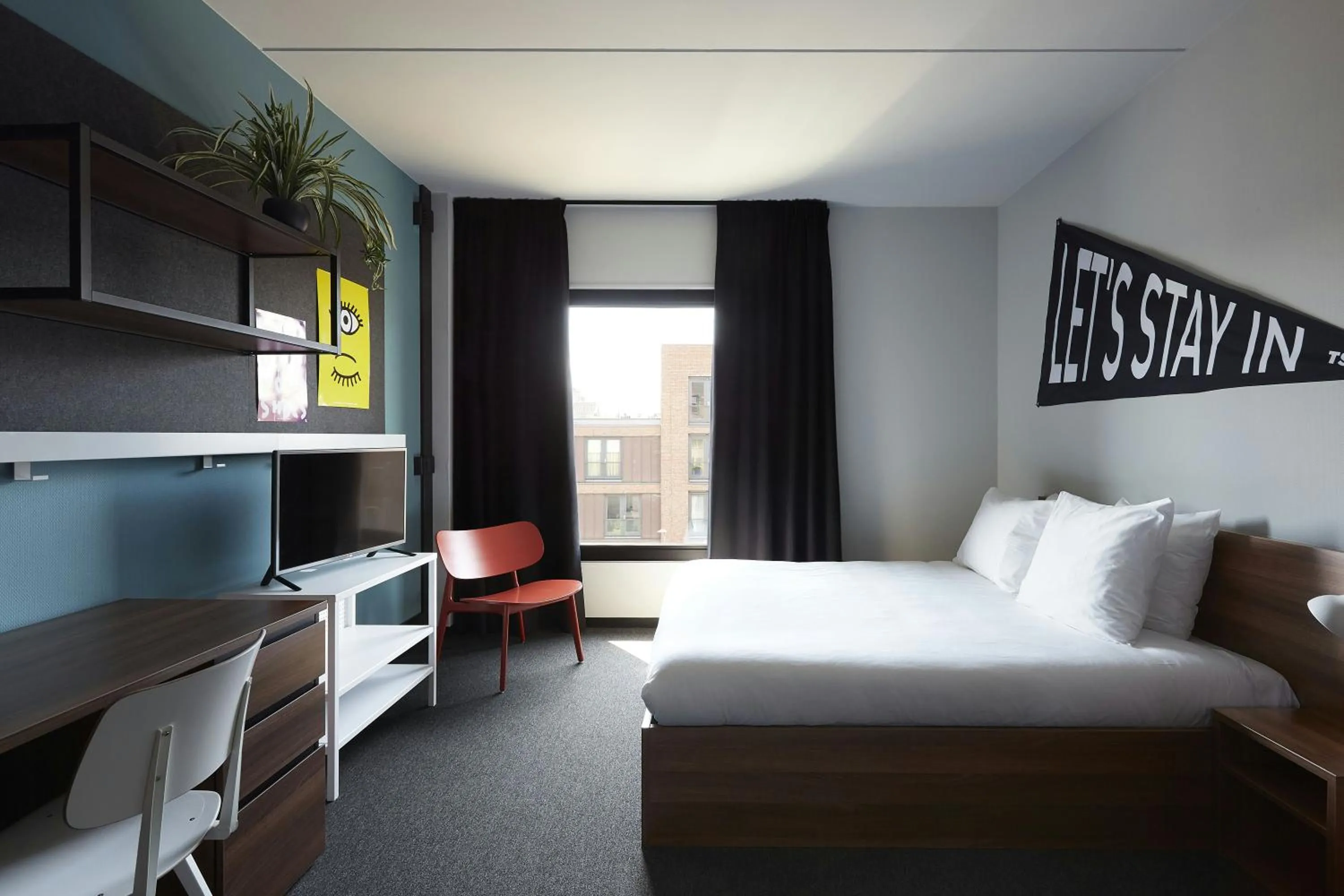 Photo of the whole room, Bed in The Social Hub Groningen