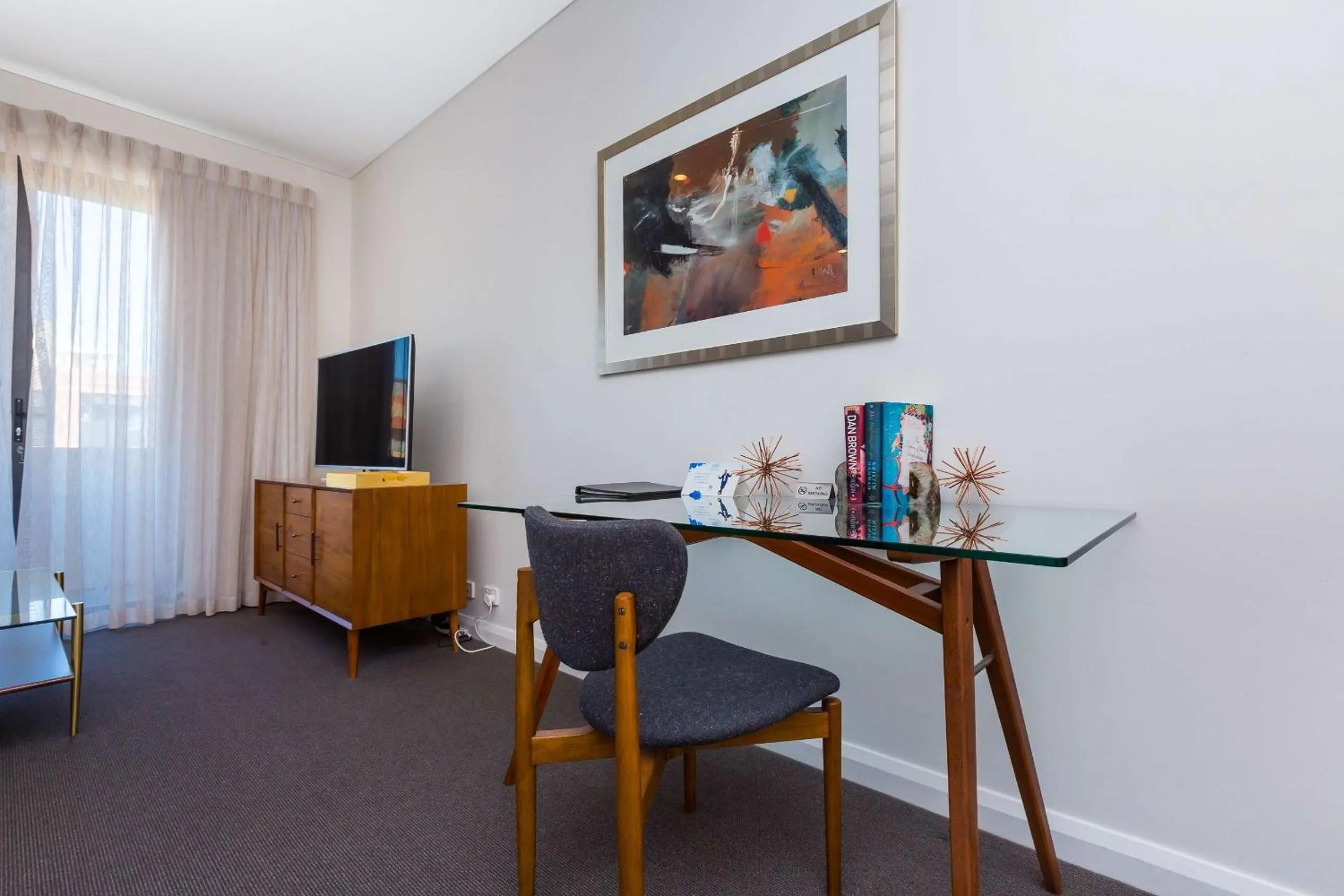 Photo of the whole room in Club Wyndham Perth, Trademark Collection by Wyndham