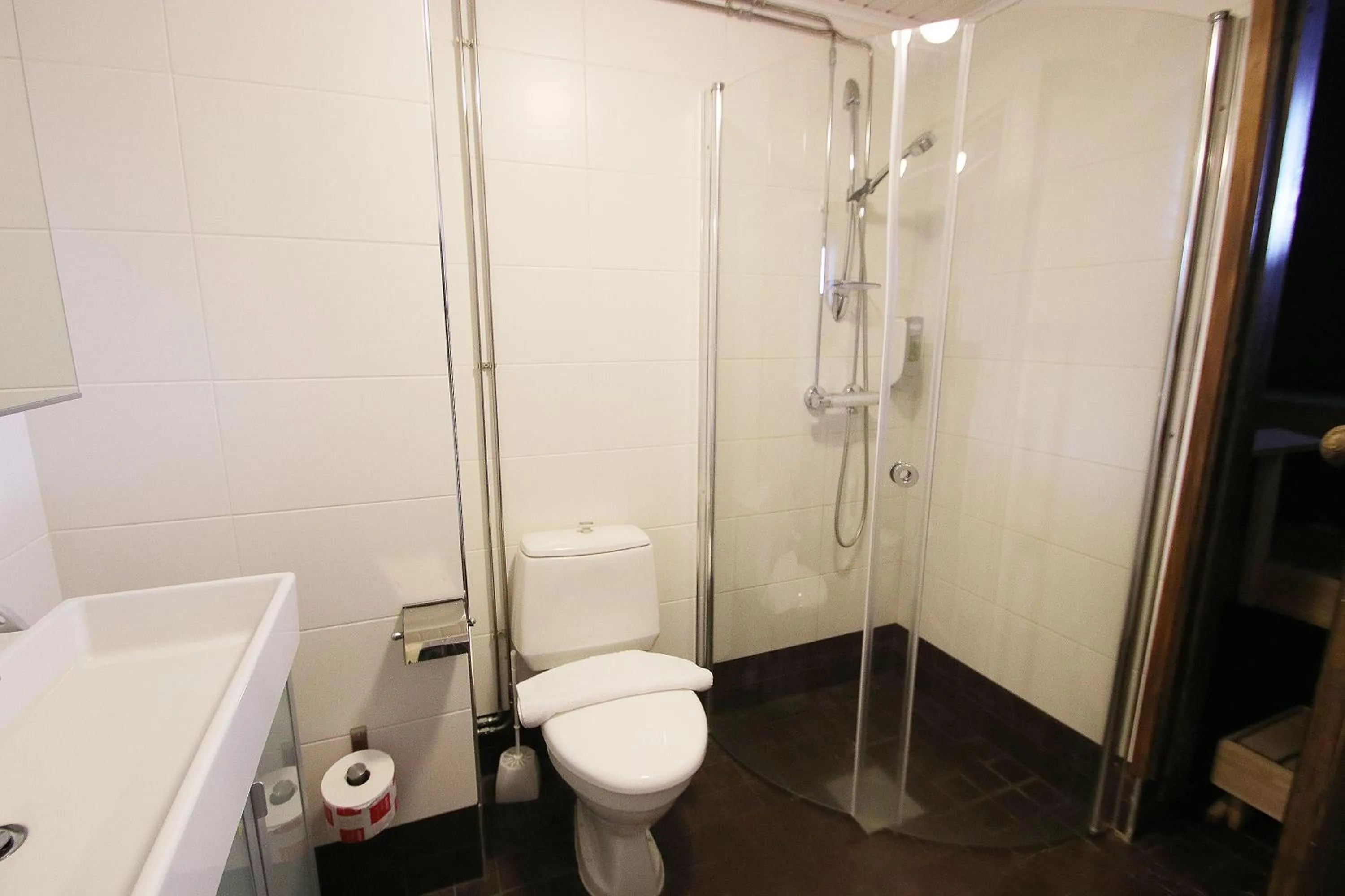 Shower in Hotel Hullu Poro