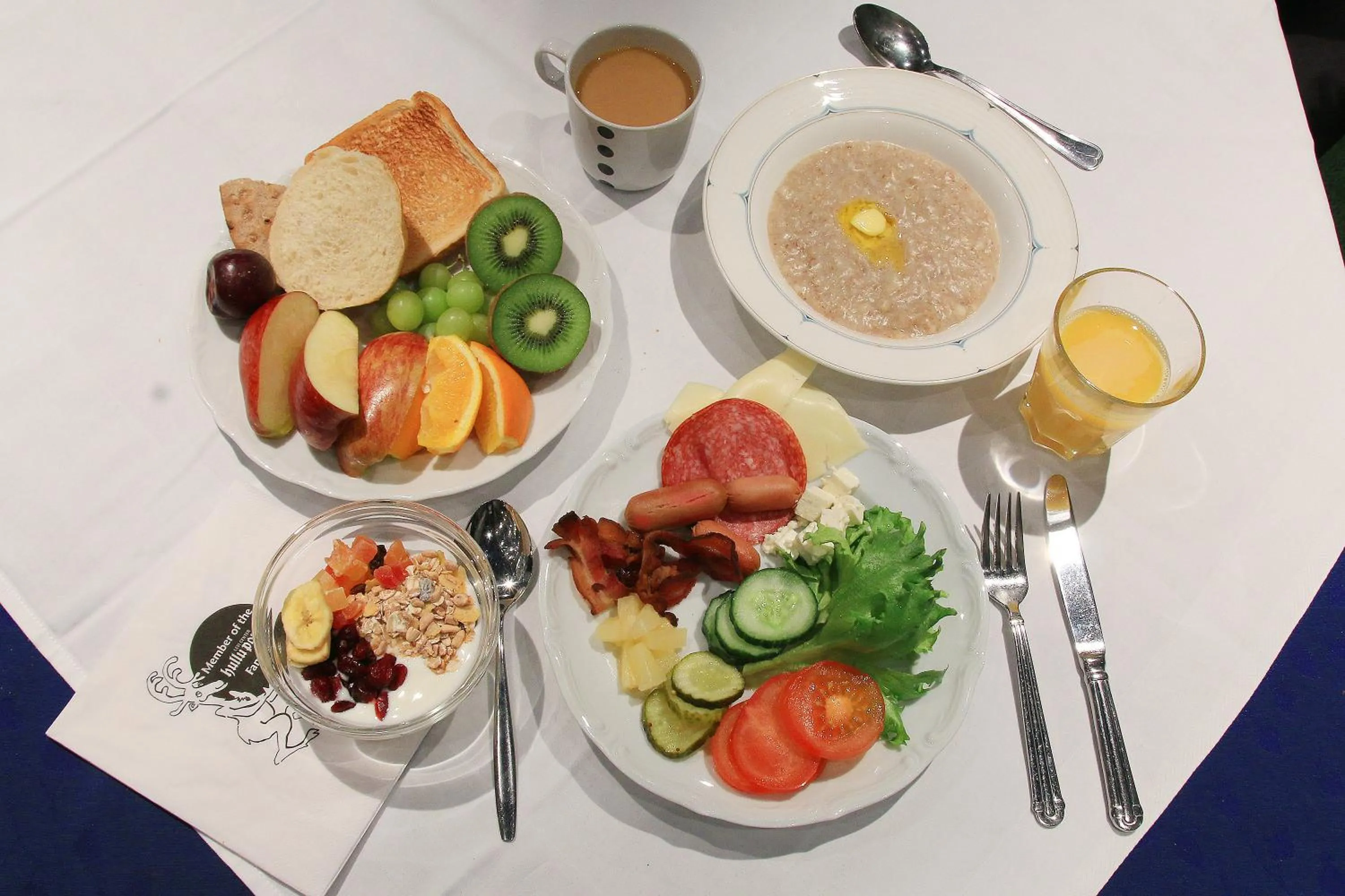 Buffet breakfast in Hotel Hullu Poro