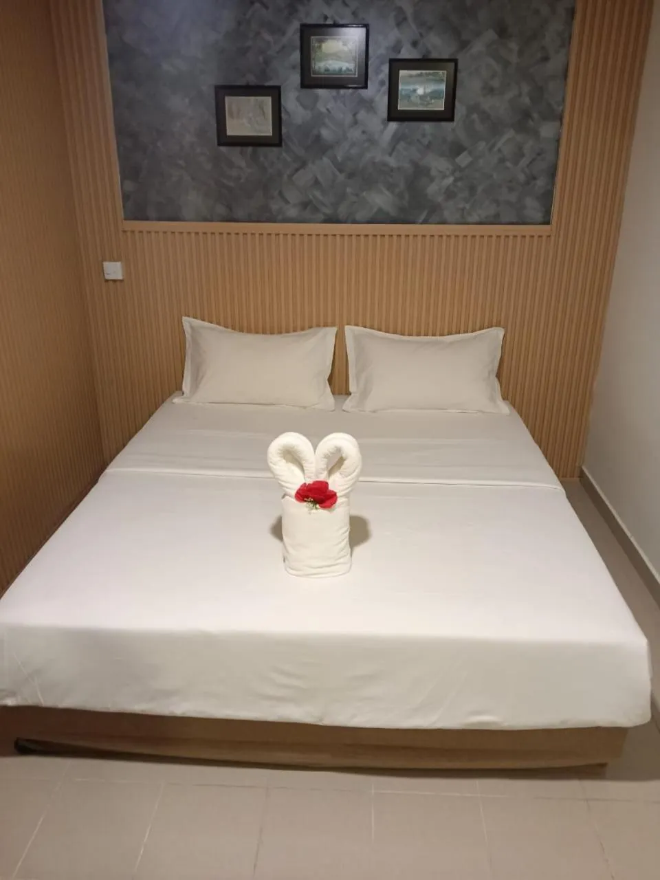 Bed in Five Hotel