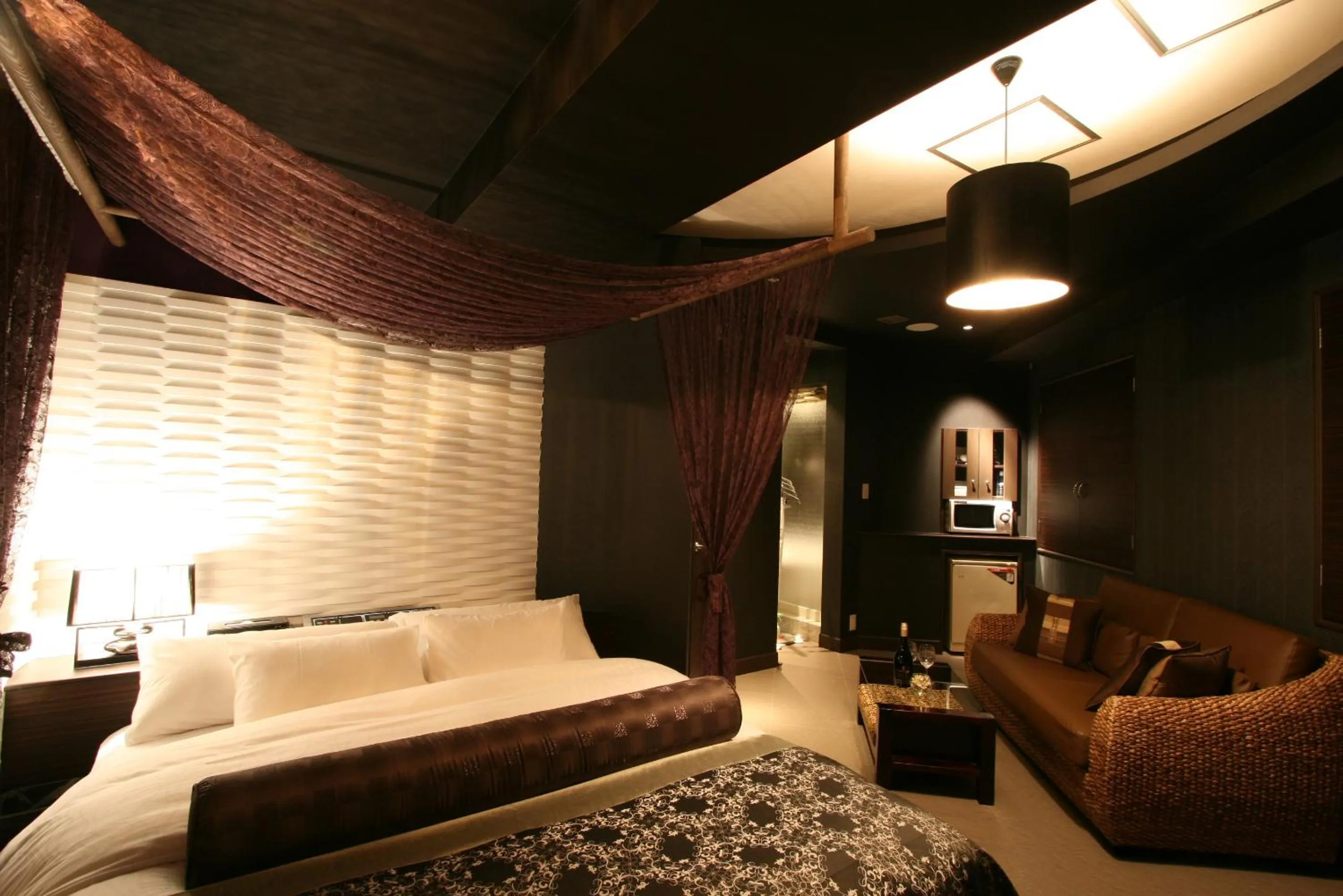 Photo of the whole room, Bed in Hotel VARKIN