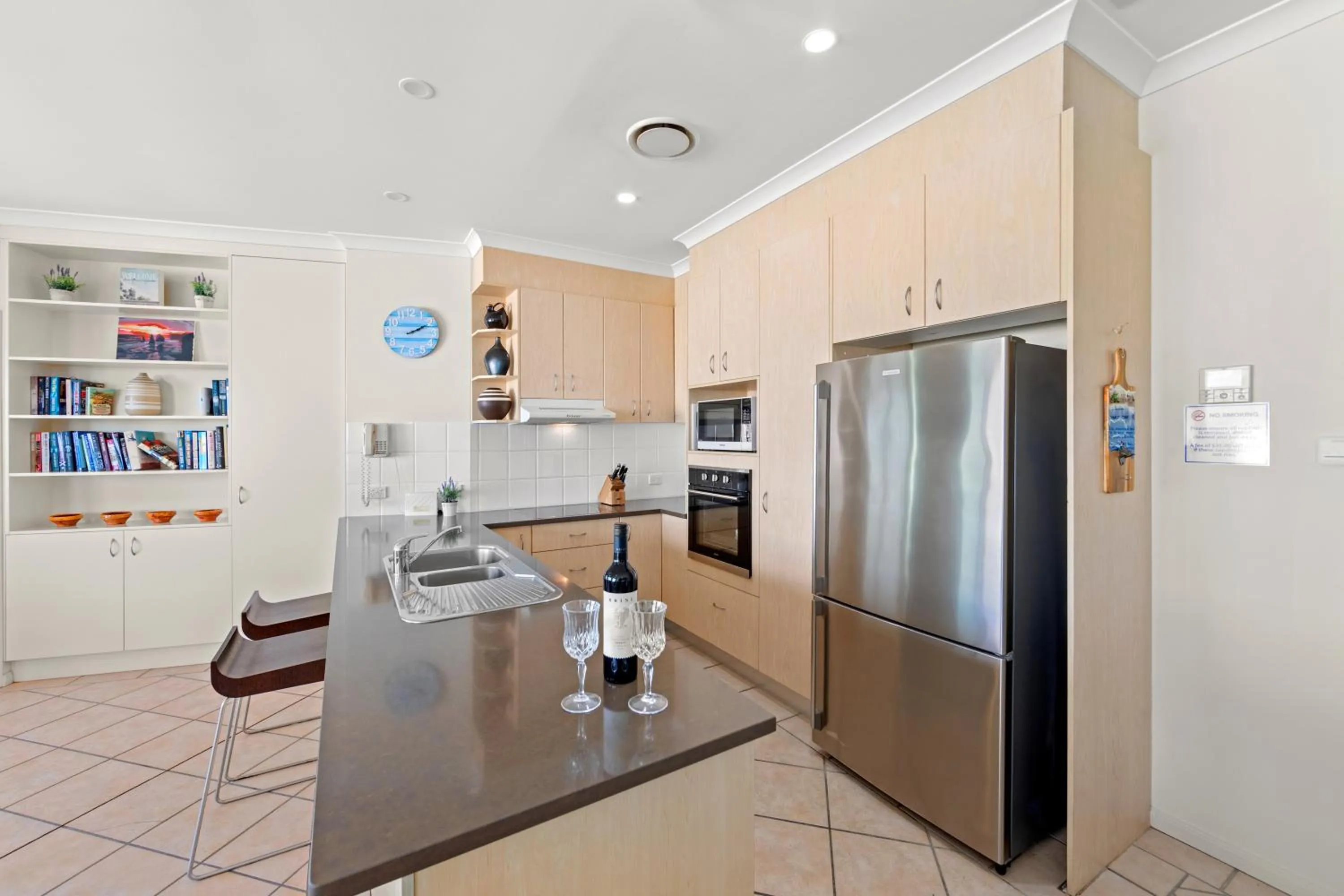 kitchen in Alexandra on the Pacific