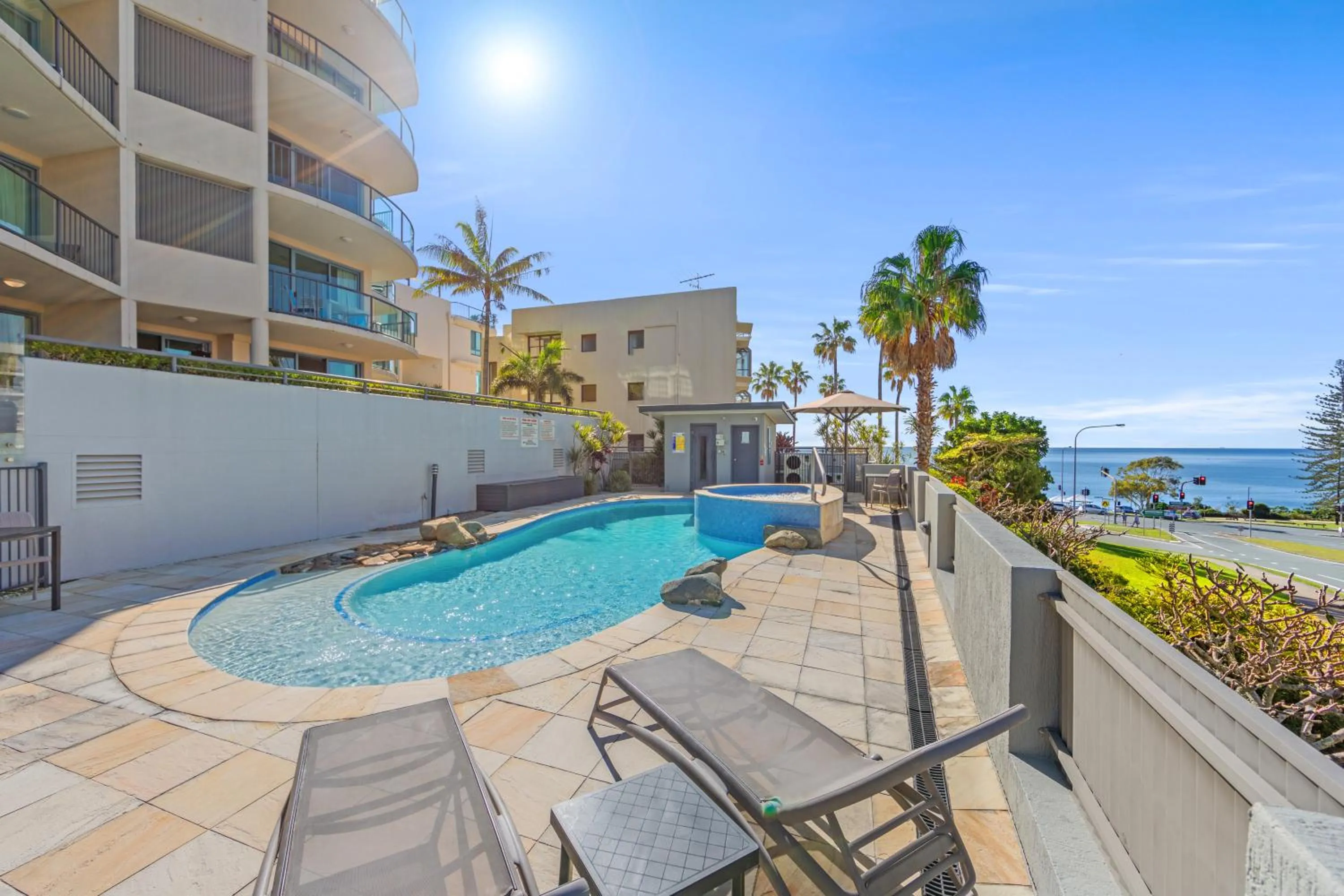 Swimming pool in Alexandra on the Pacific