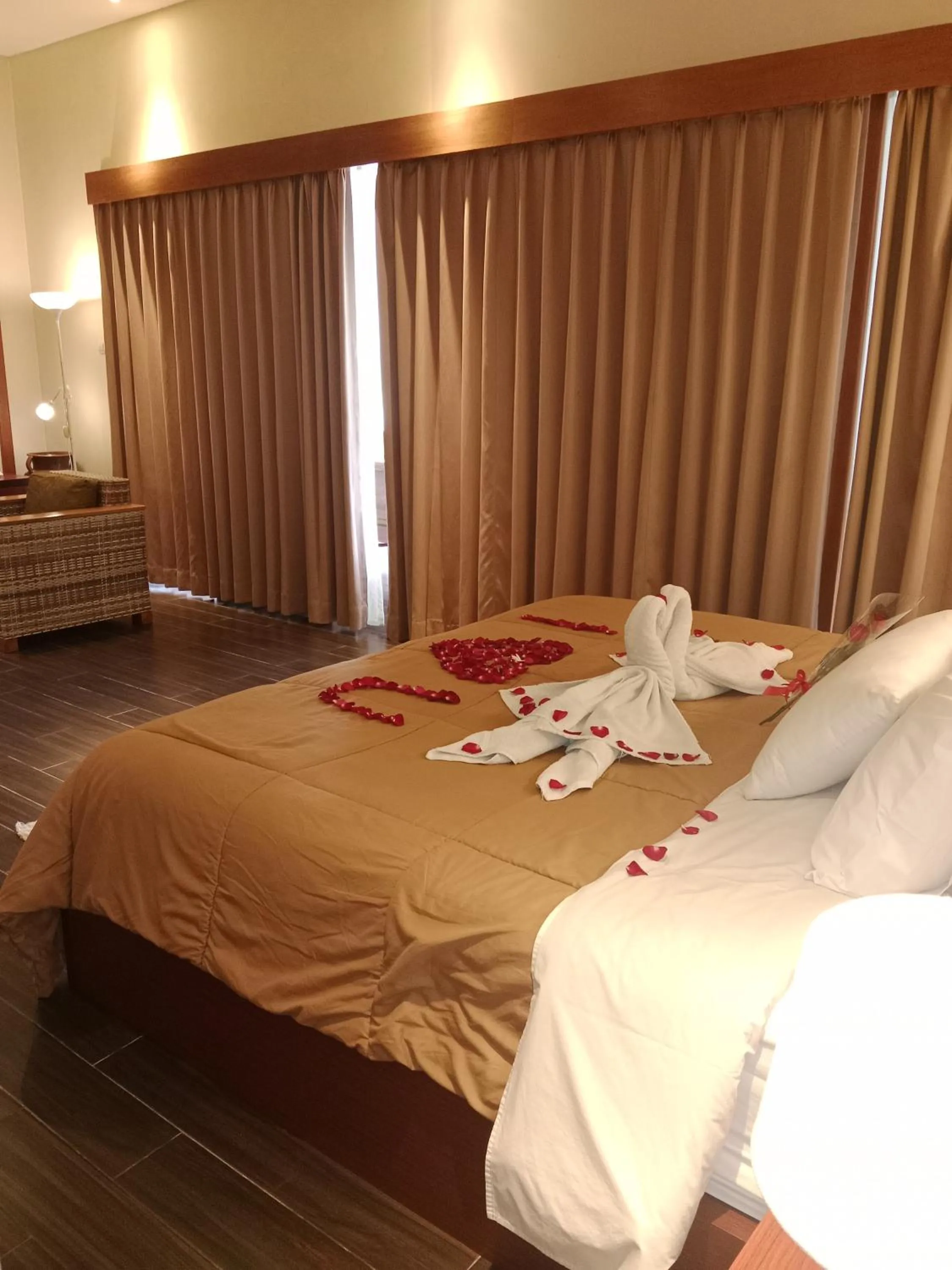Bed in Muaya Villa