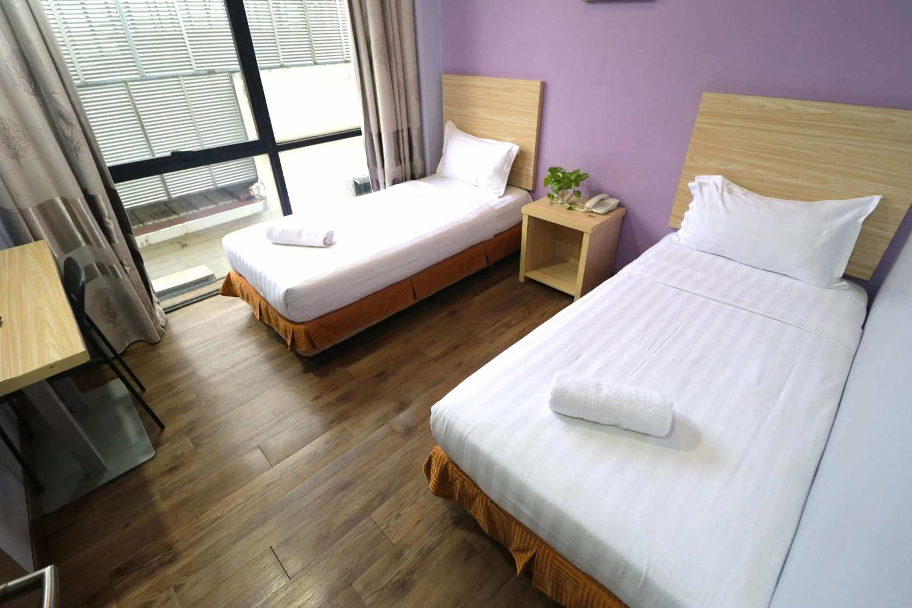 Bedroom, Bed in YP Boutique Hotel, Paradigm Mall Petaling Jaya