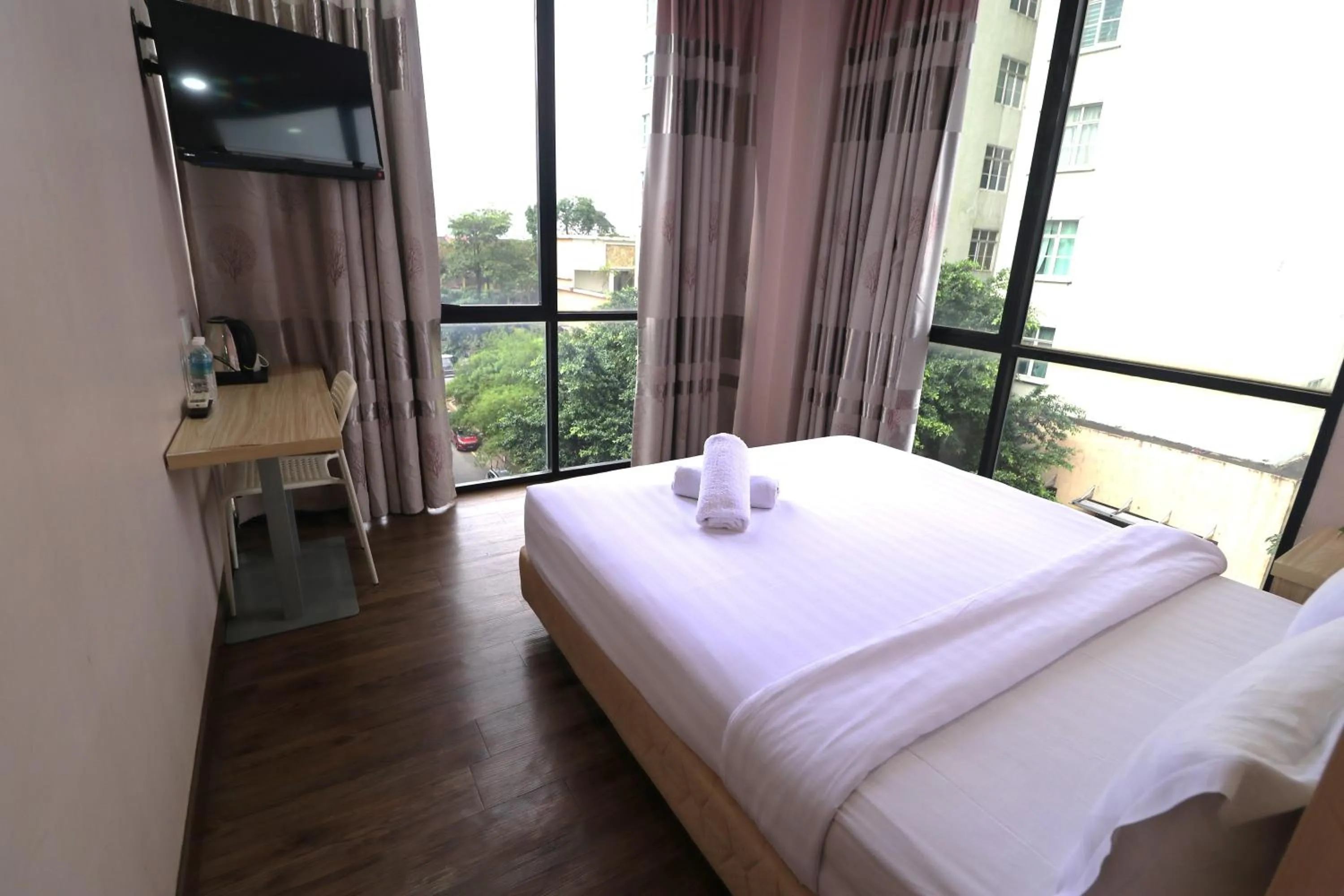 Bed in YP Boutique Hotel, Paradigm Mall Petaling Jaya
