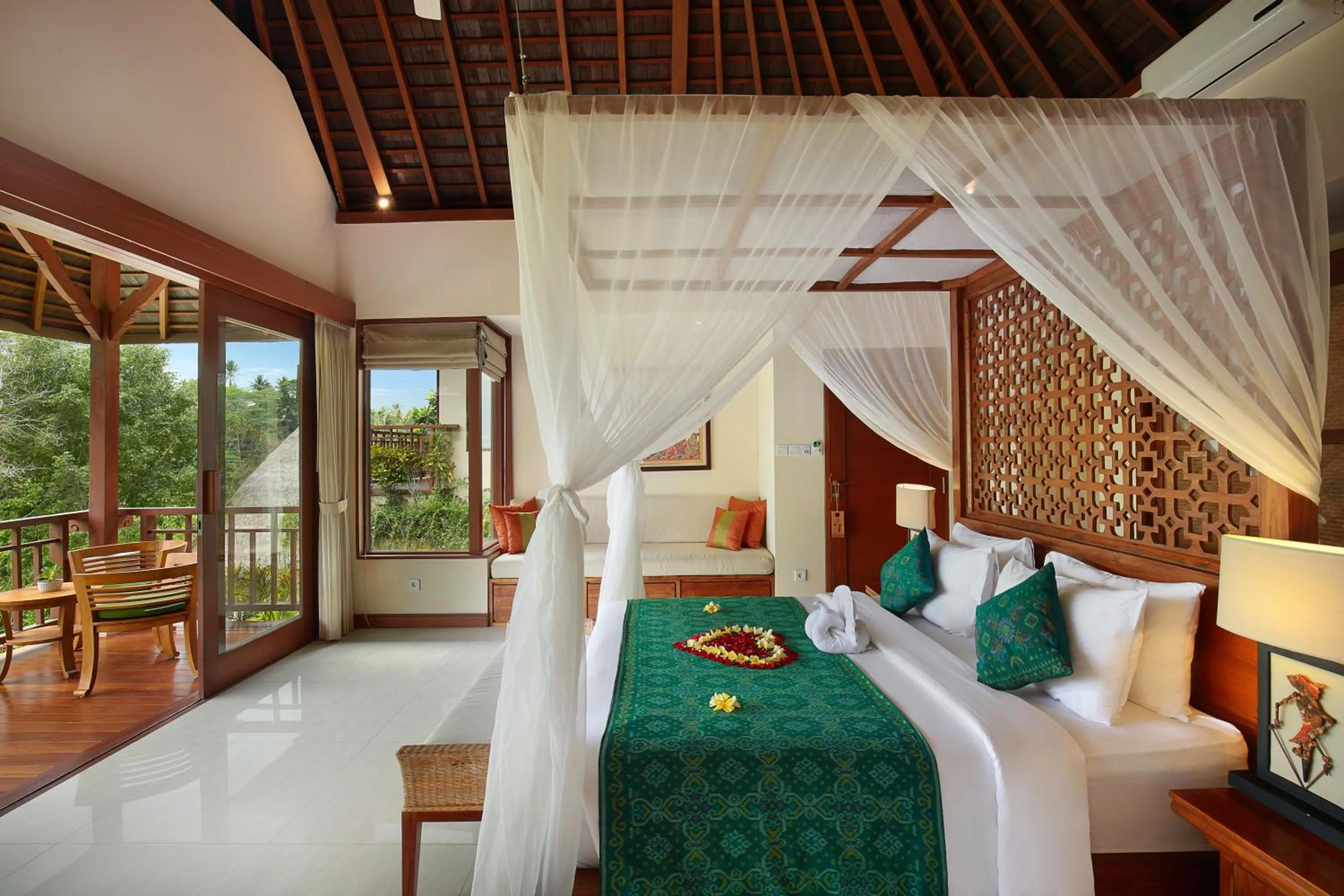 Bed in Jannata Resort and Spa
