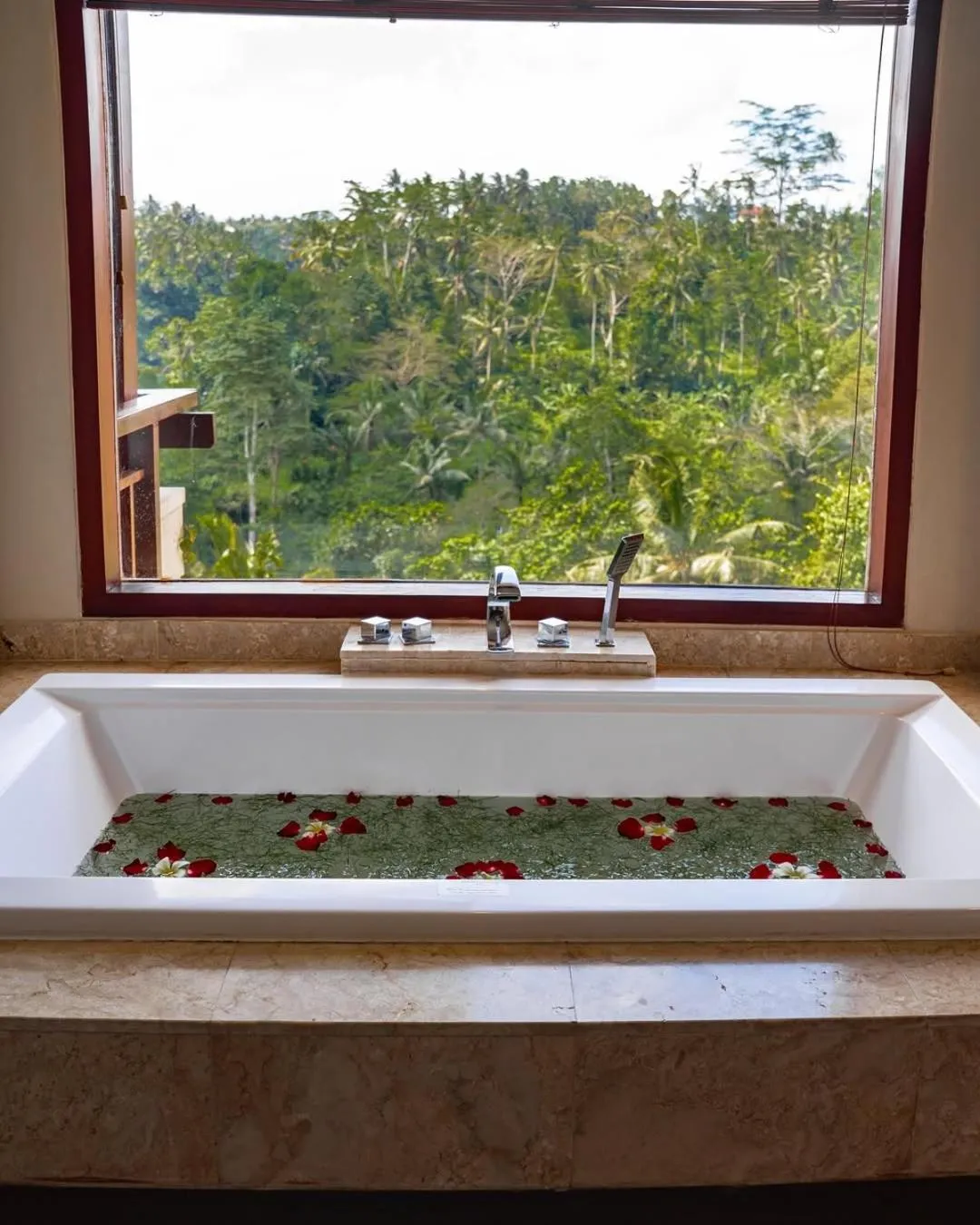 Bath in Jannata Resort and Spa