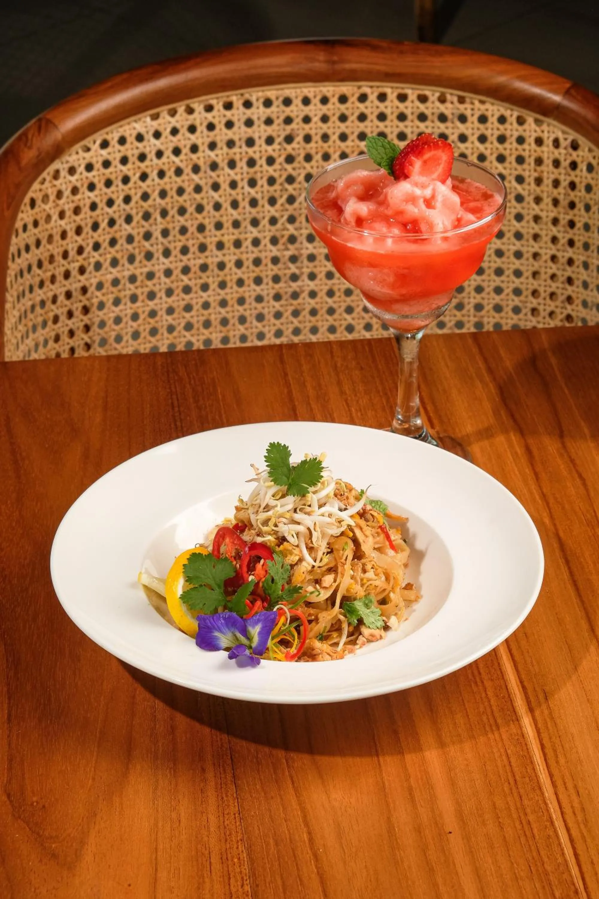 Restaurant/places to eat in Jannata Resort and Spa