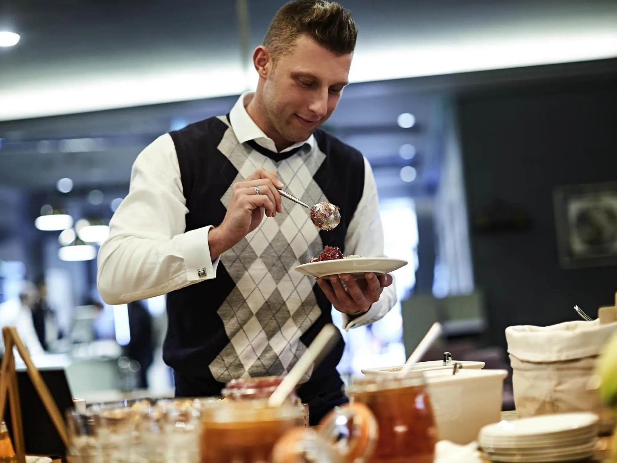 Restaurant/places to eat in Novotel Liverpool Centre